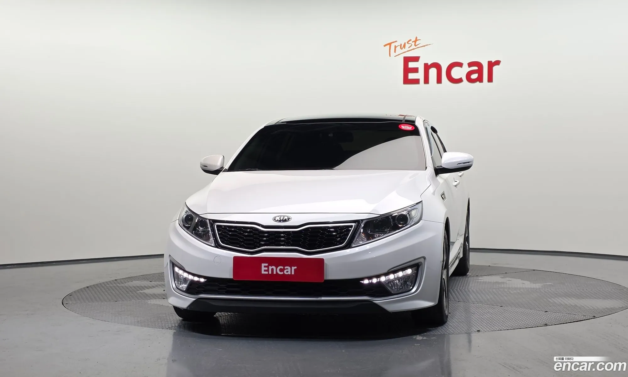 Kia K5 Hybrid 2012 — 28