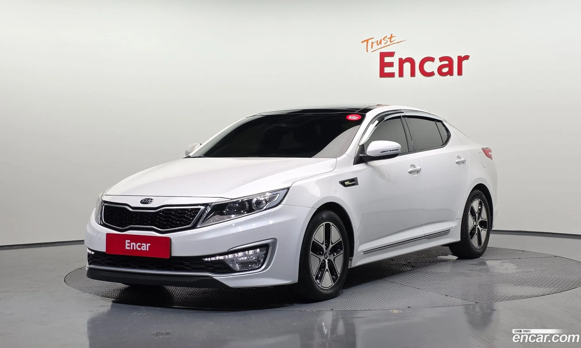 Kia K5 Hybrid 2012 — 27