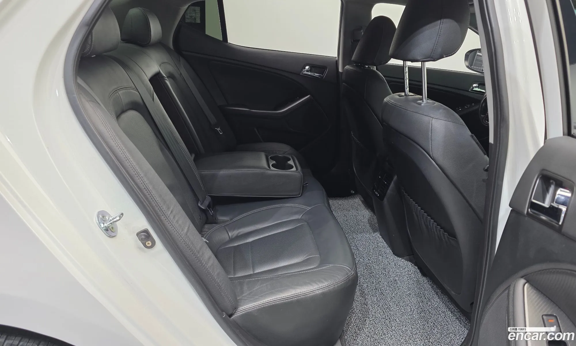 Kia K5 Hybrid 2012 — 36