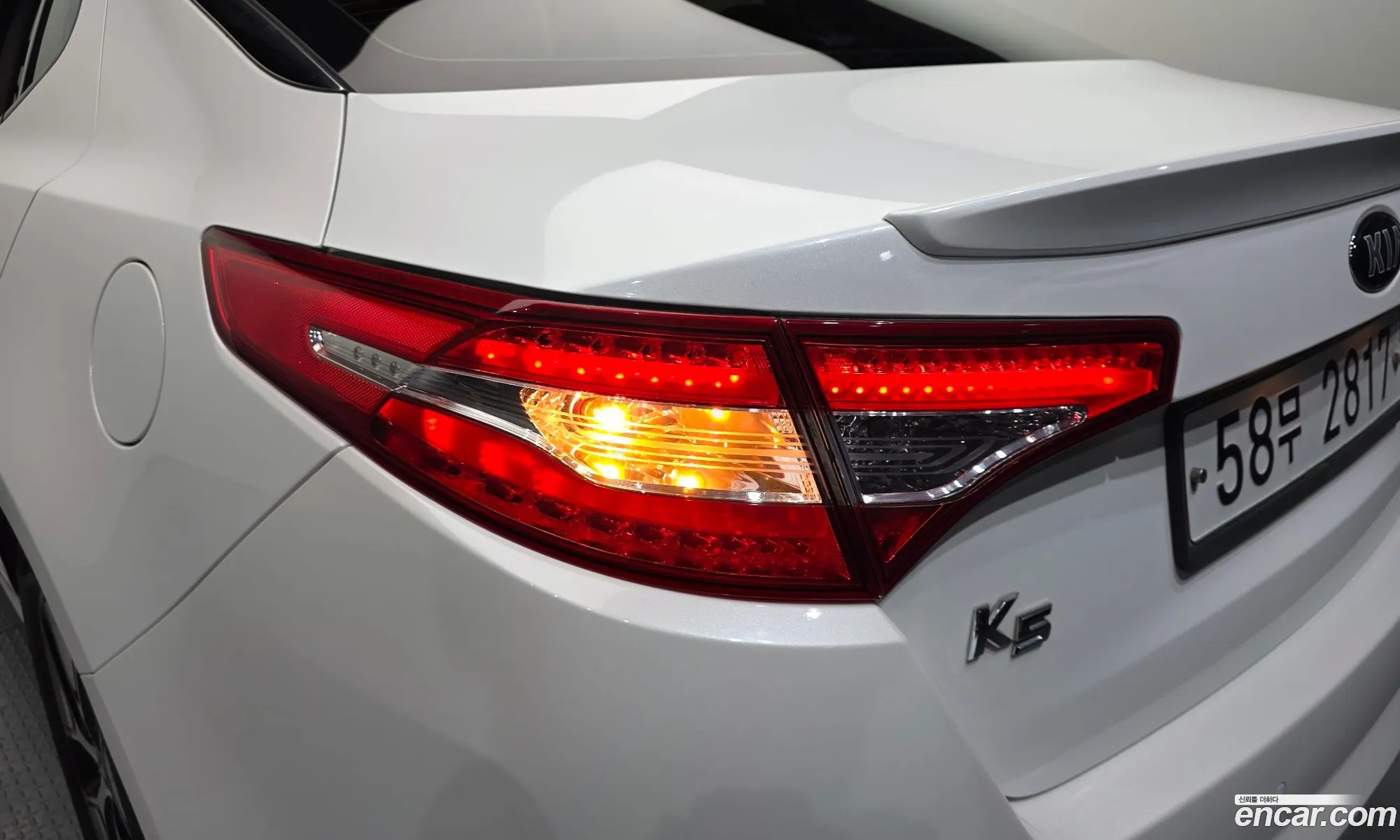 Kia K5 Hybrid 2012 — 20