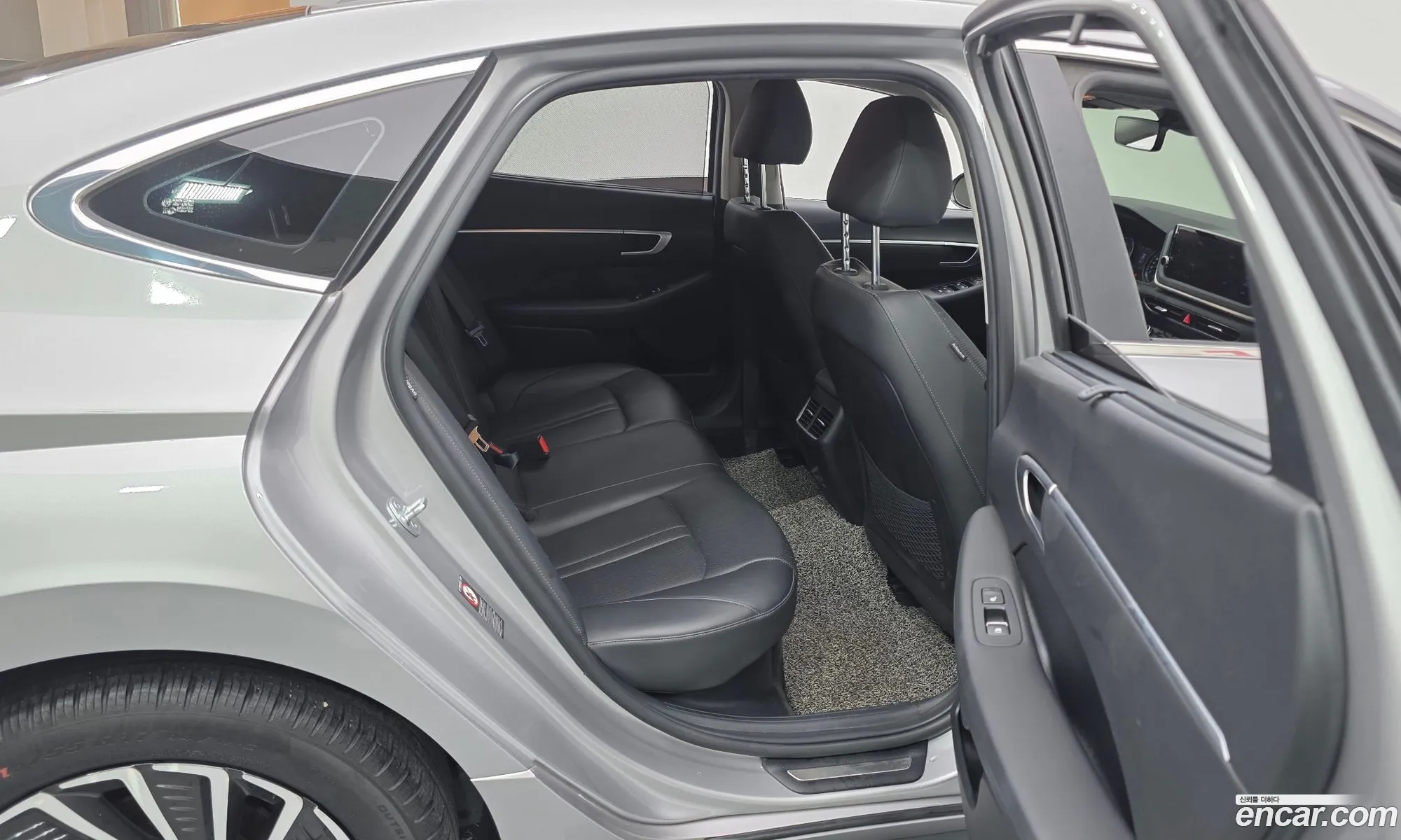 Hyundai Sonata Hybrid 2021 — 7