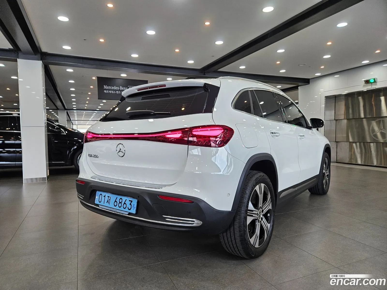 Mercedes-Benz EQA H243 2024 — 8