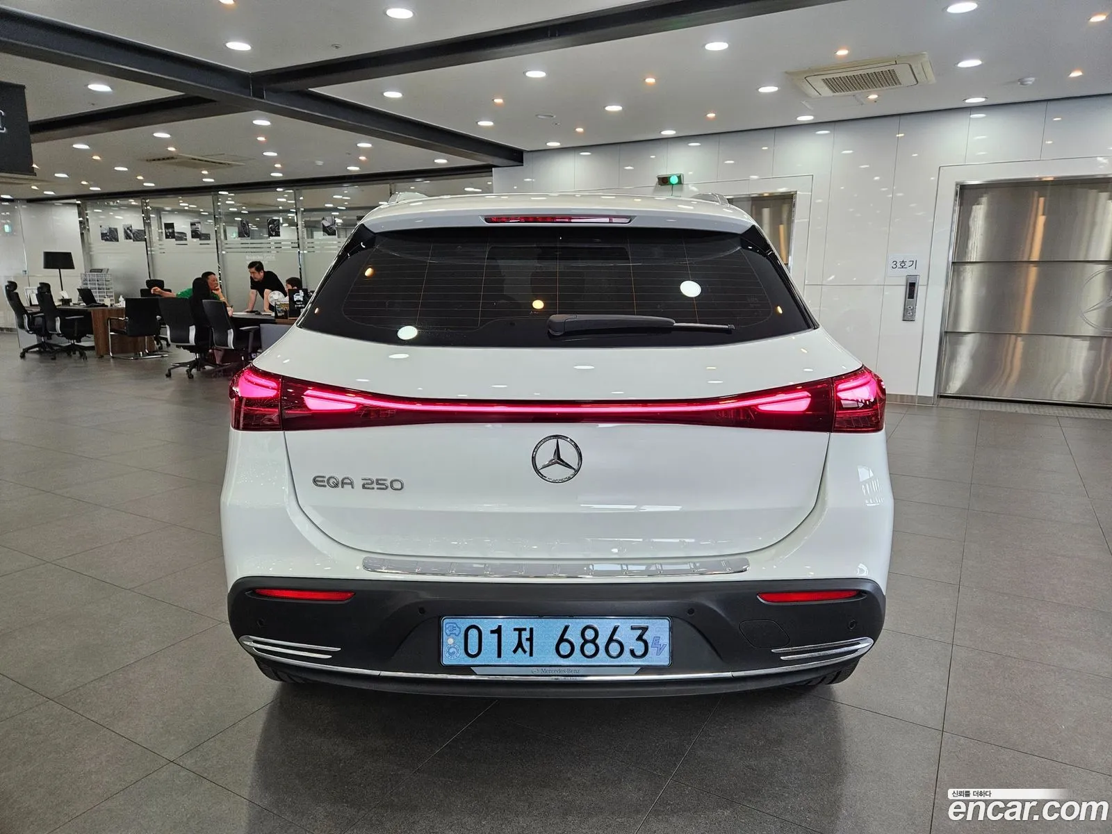 Mercedes-Benz EQA H243 2024 — 9