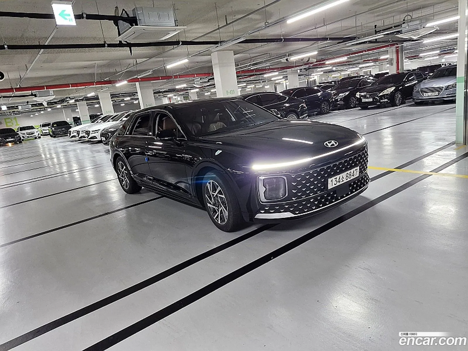 Hyundai Grandeur Hybrid 2024 — 16