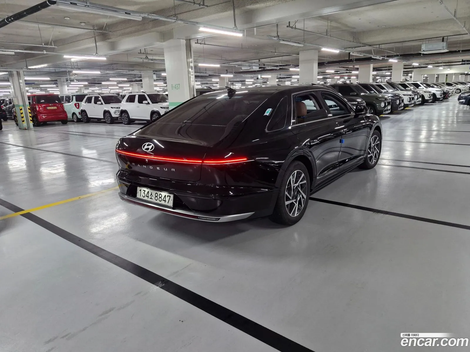 Hyundai Grandeur Hybrid 2024 — 6