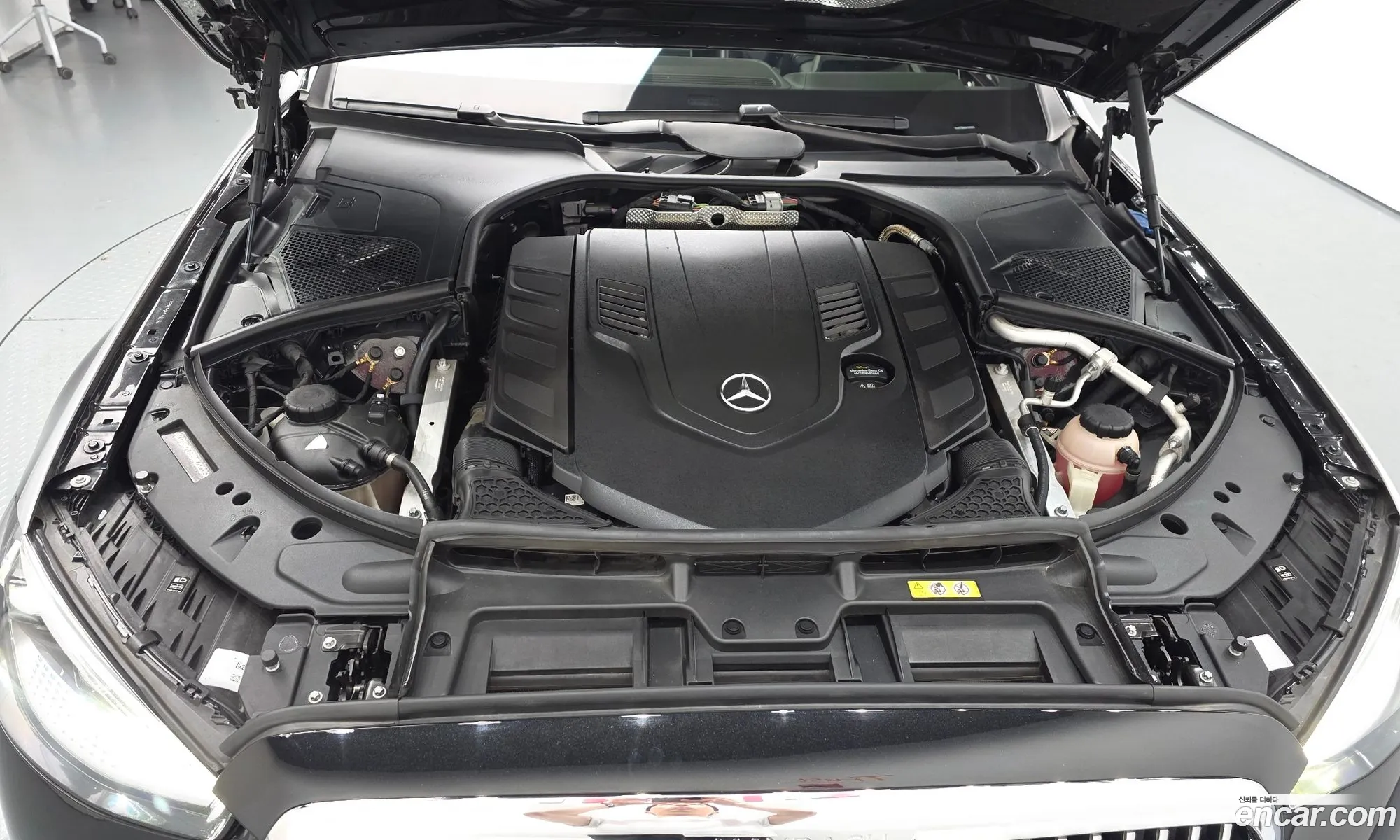 Mercedes-Benz S-Class W223 2022 — 13