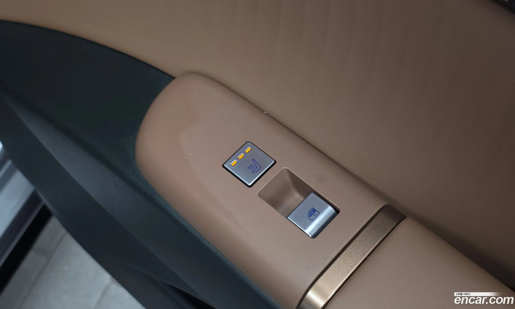 Hyundai Grandeur Hybrid 2023 — 7