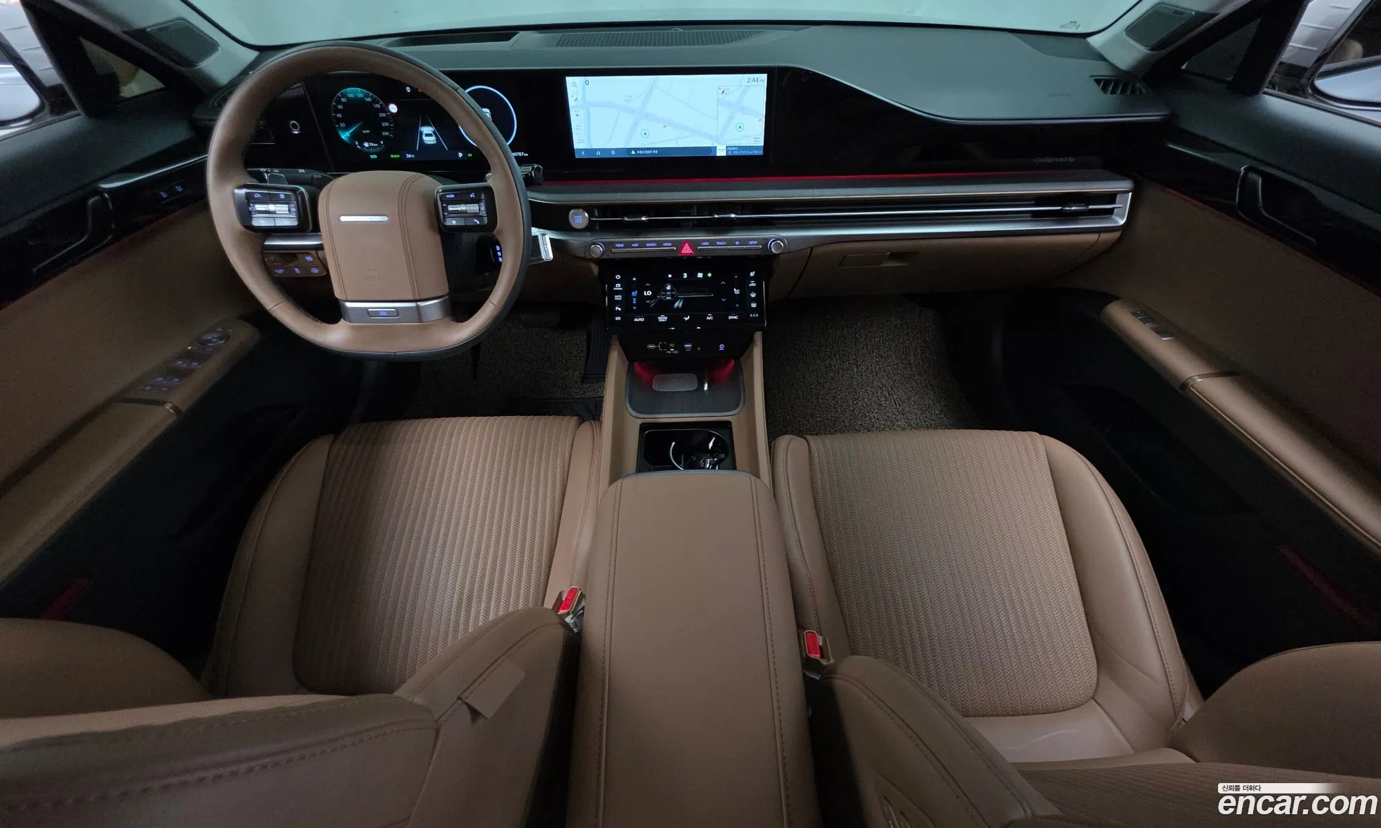 Hyundai Grandeur Hybrid 2023 — 26