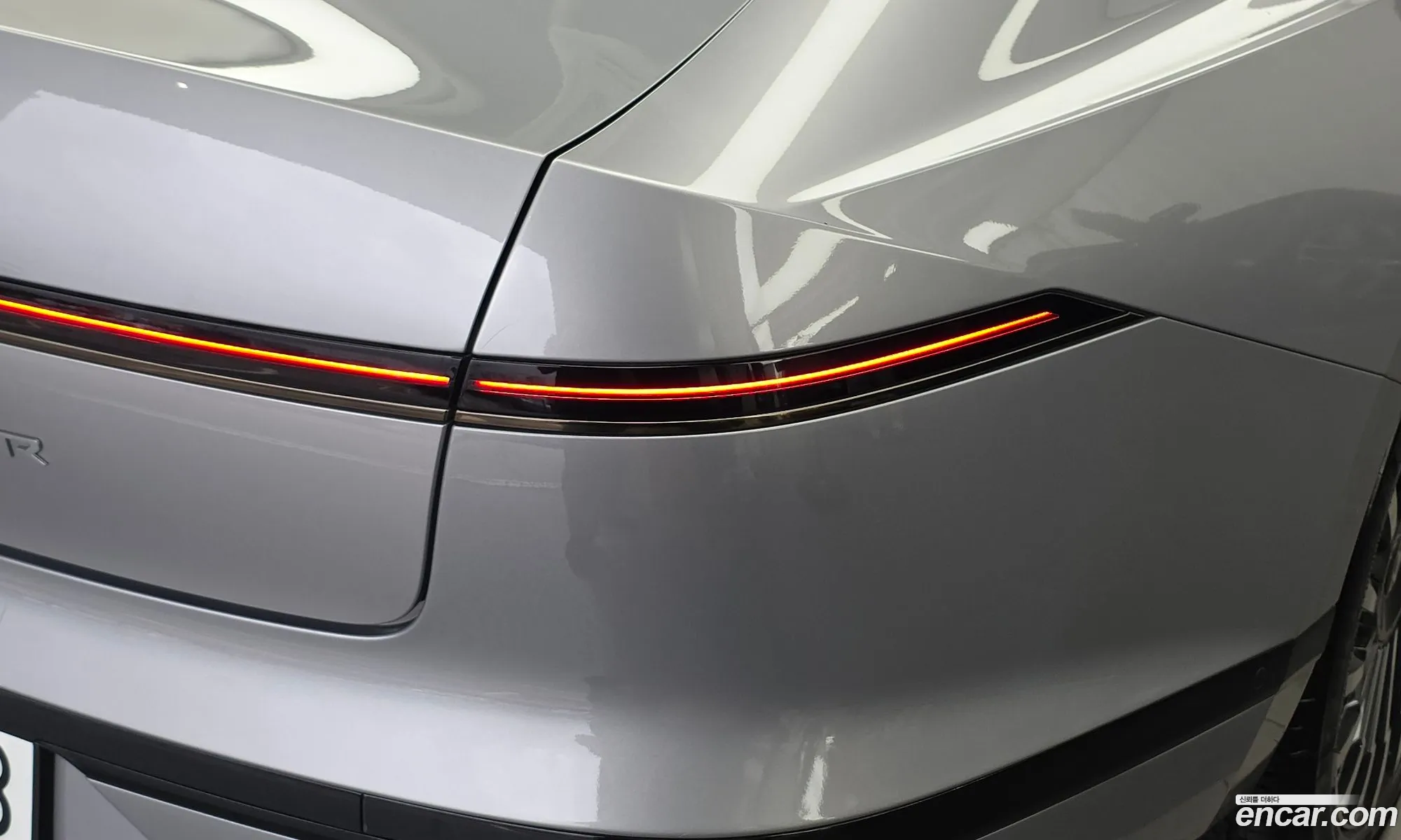 Hyundai Grandeur Hybrid 2023 — 17