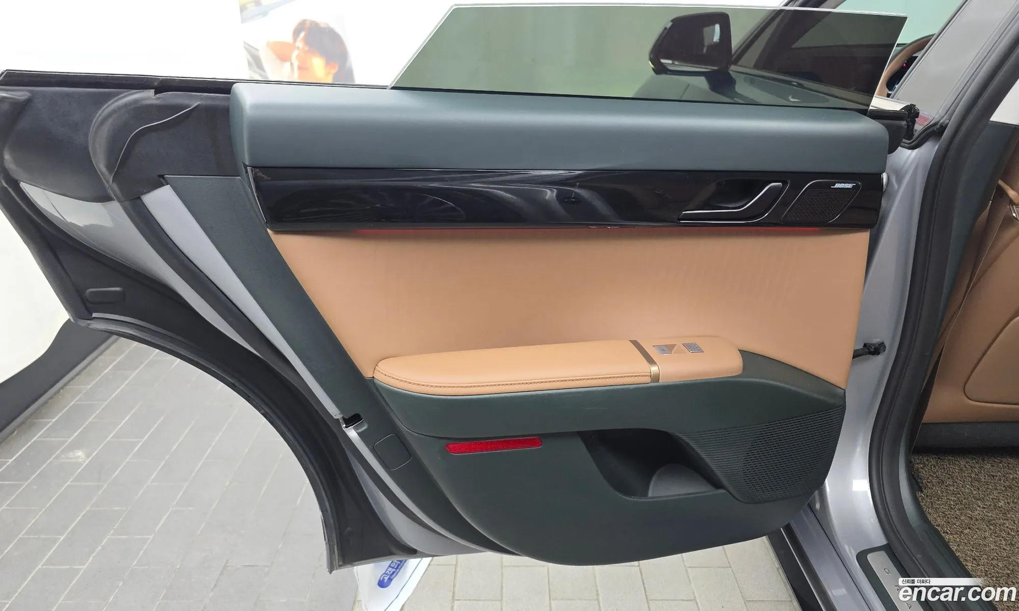 Hyundai Grandeur Hybrid 2023 — 30