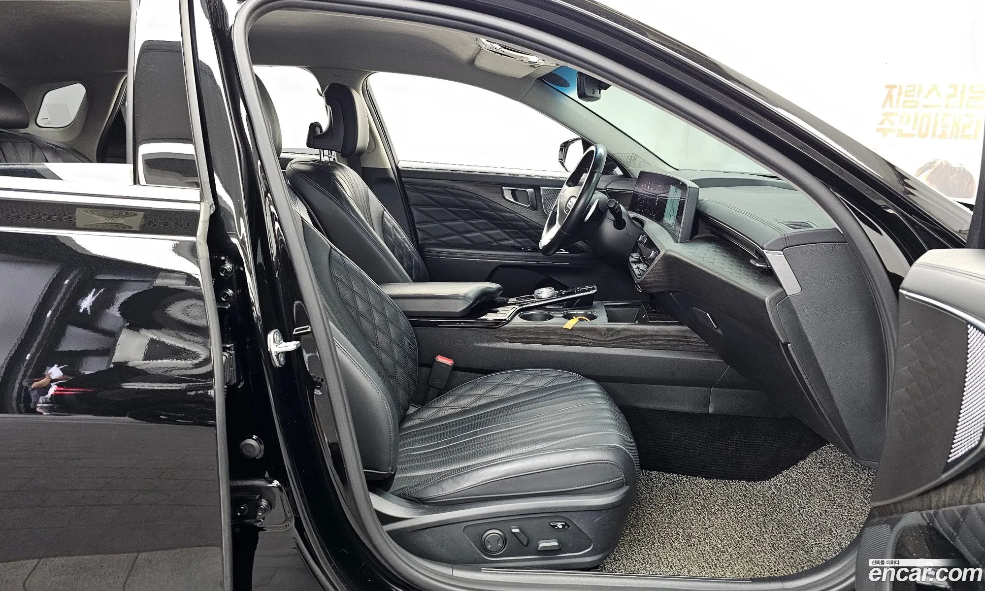 Kia K8 2021 — 20
