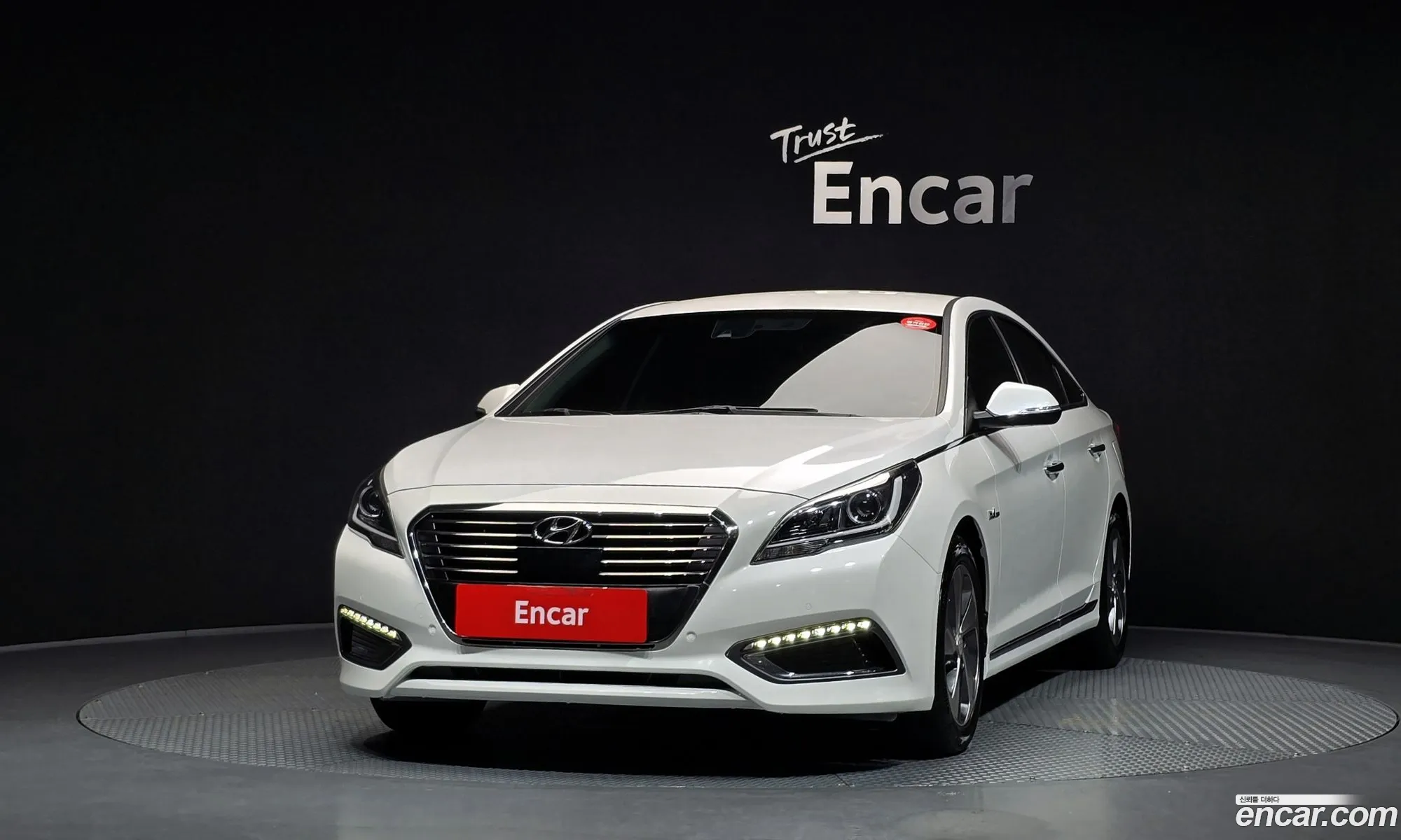 Hyundai LF Sonata Hybrid 2017 — 20