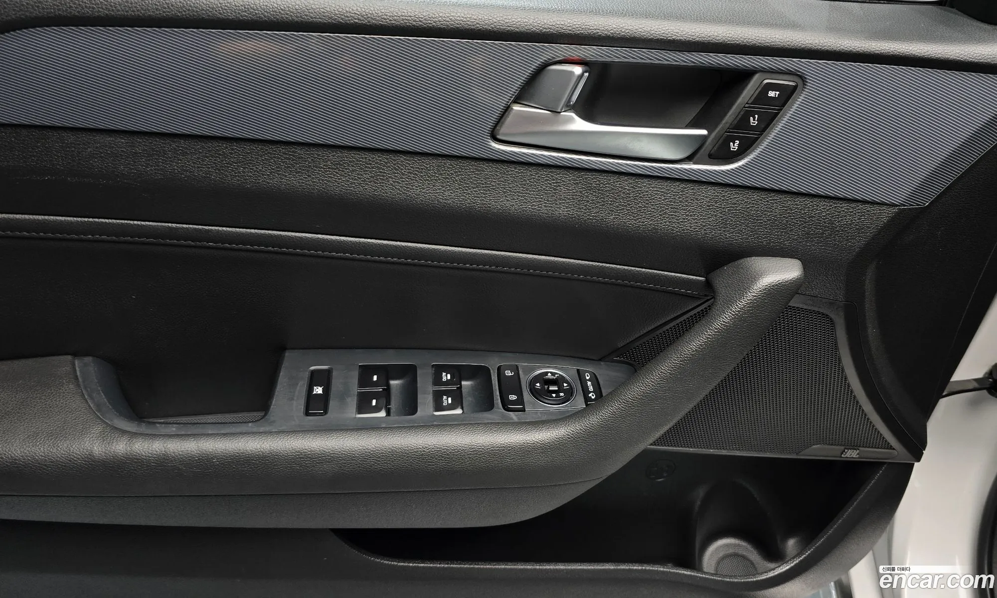 Hyundai LF Sonata Hybrid 2017 — 2