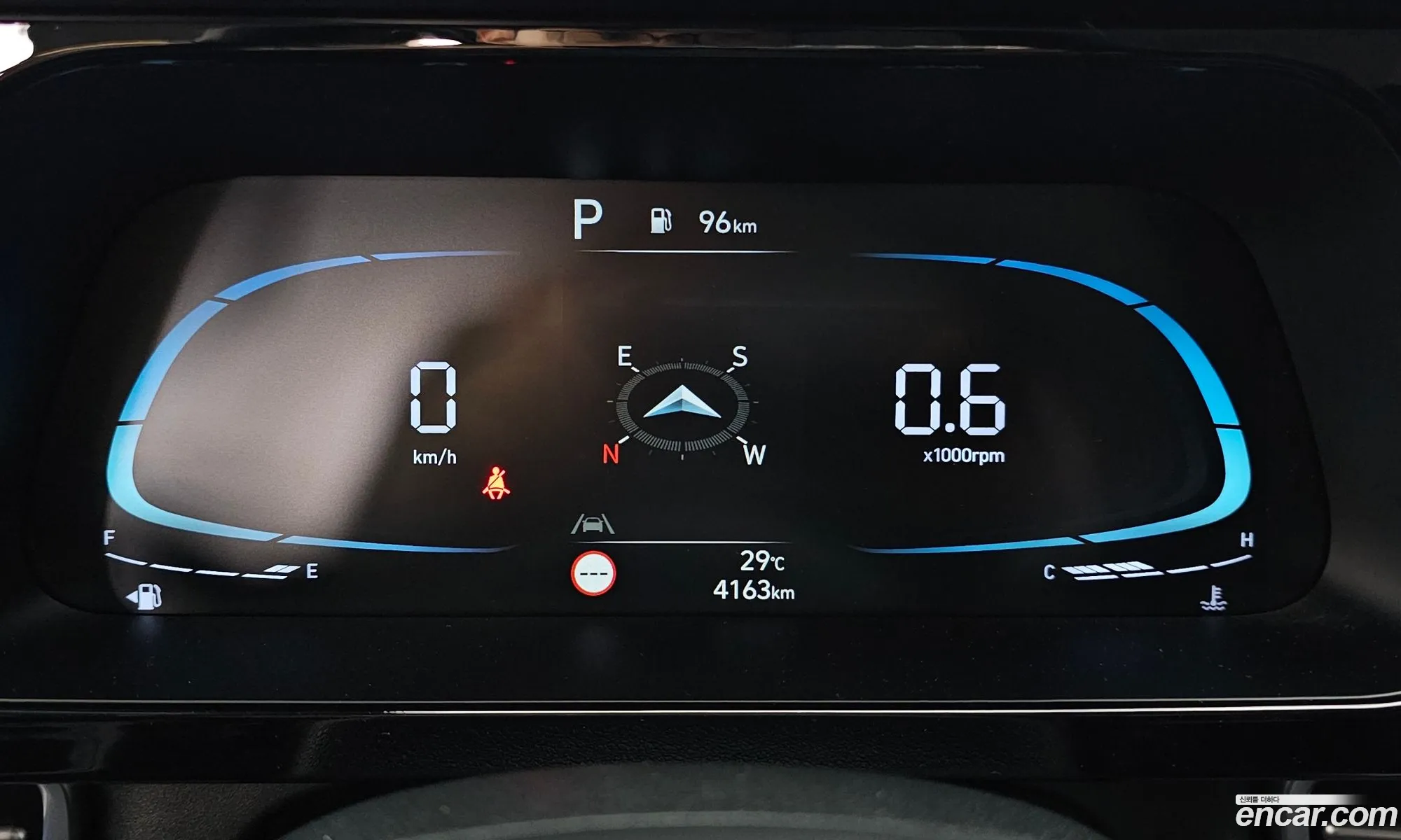 Hyundai Elantra 2026 — 17
