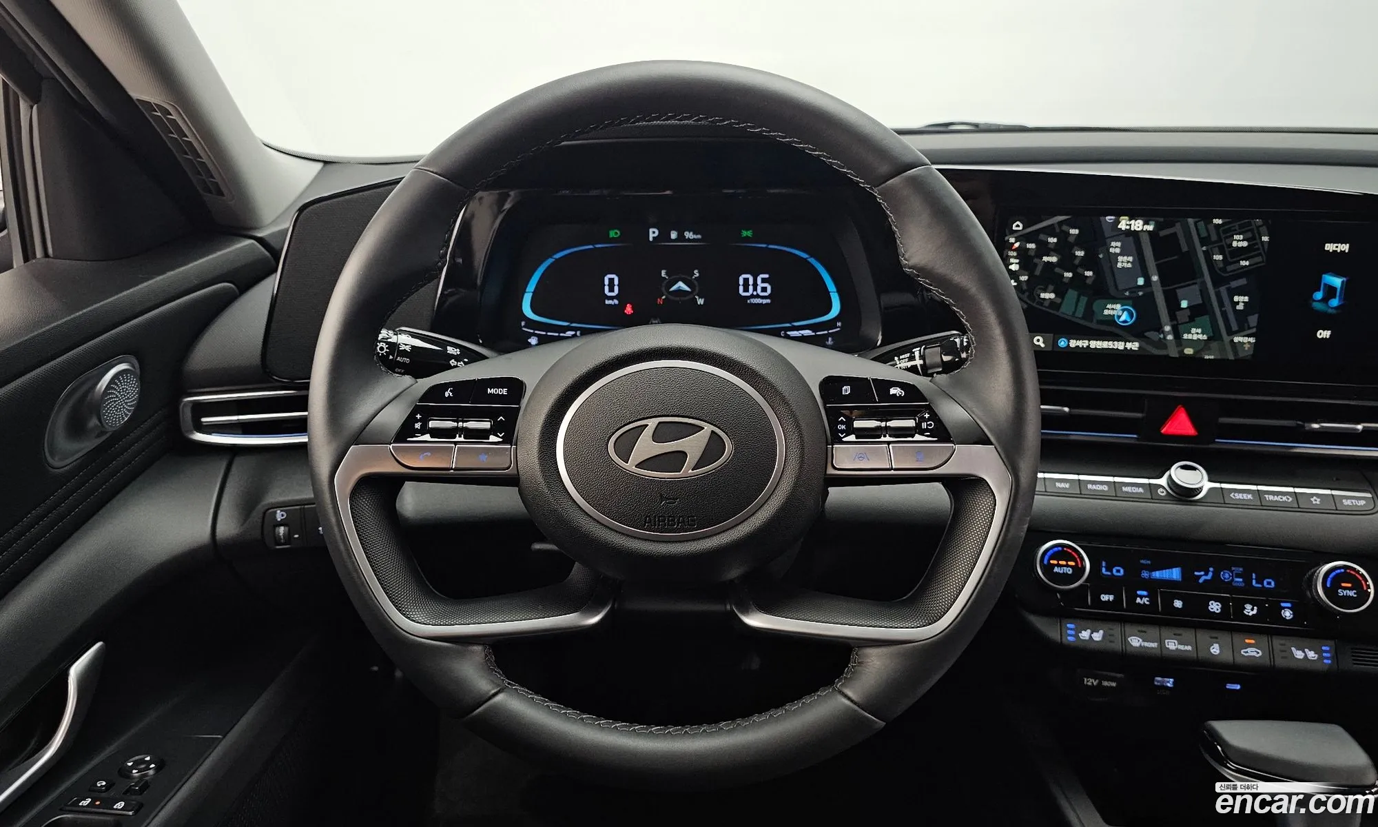 Hyundai Elantra 2026 — 26