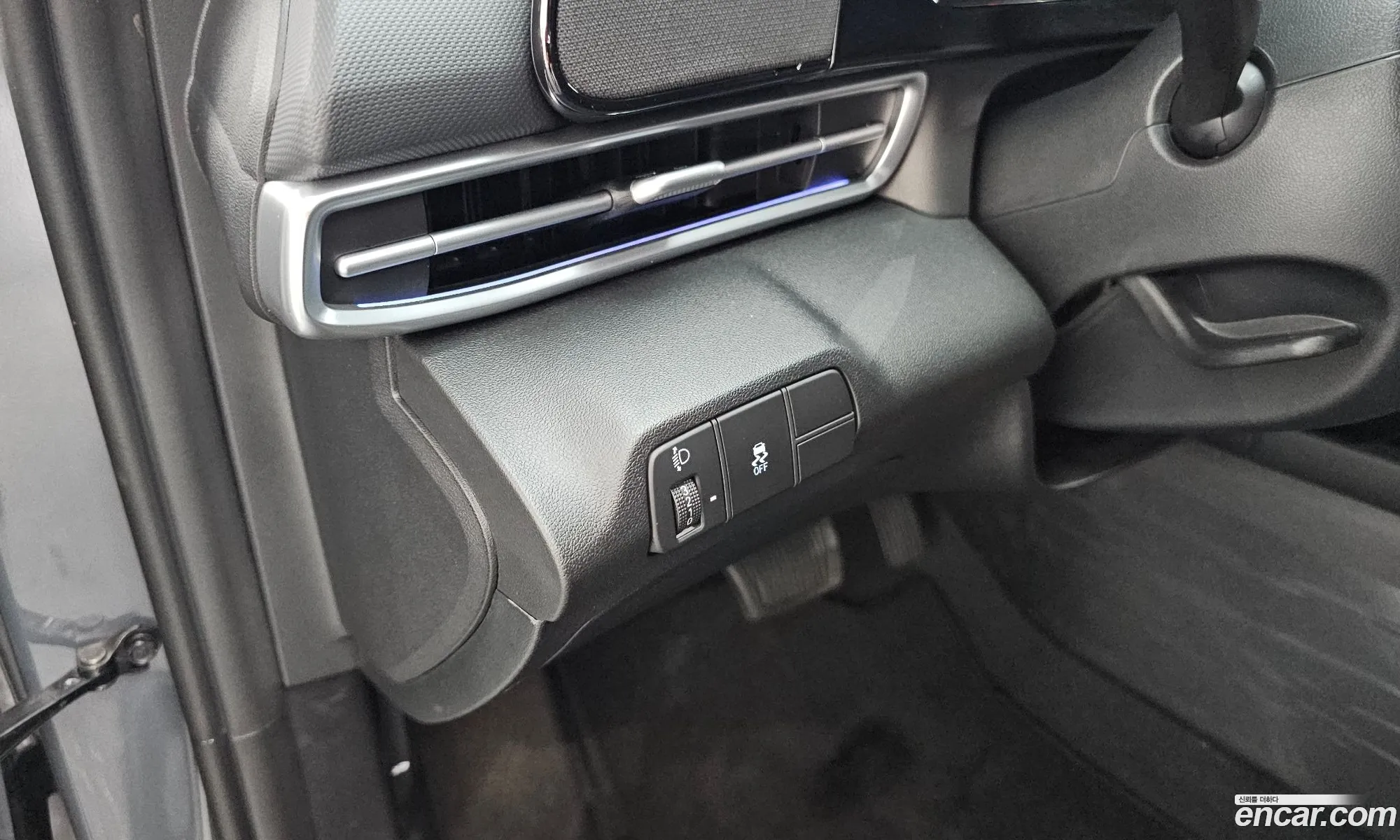 Hyundai Elantra 2026 — 10