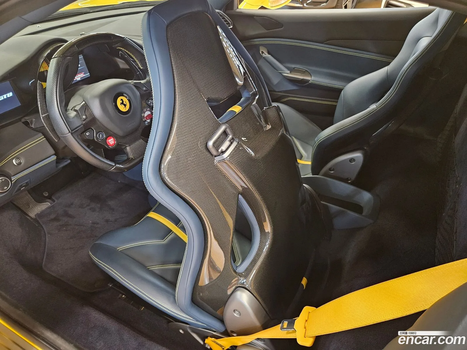 Ferrari 488 GTB 2018 — 19