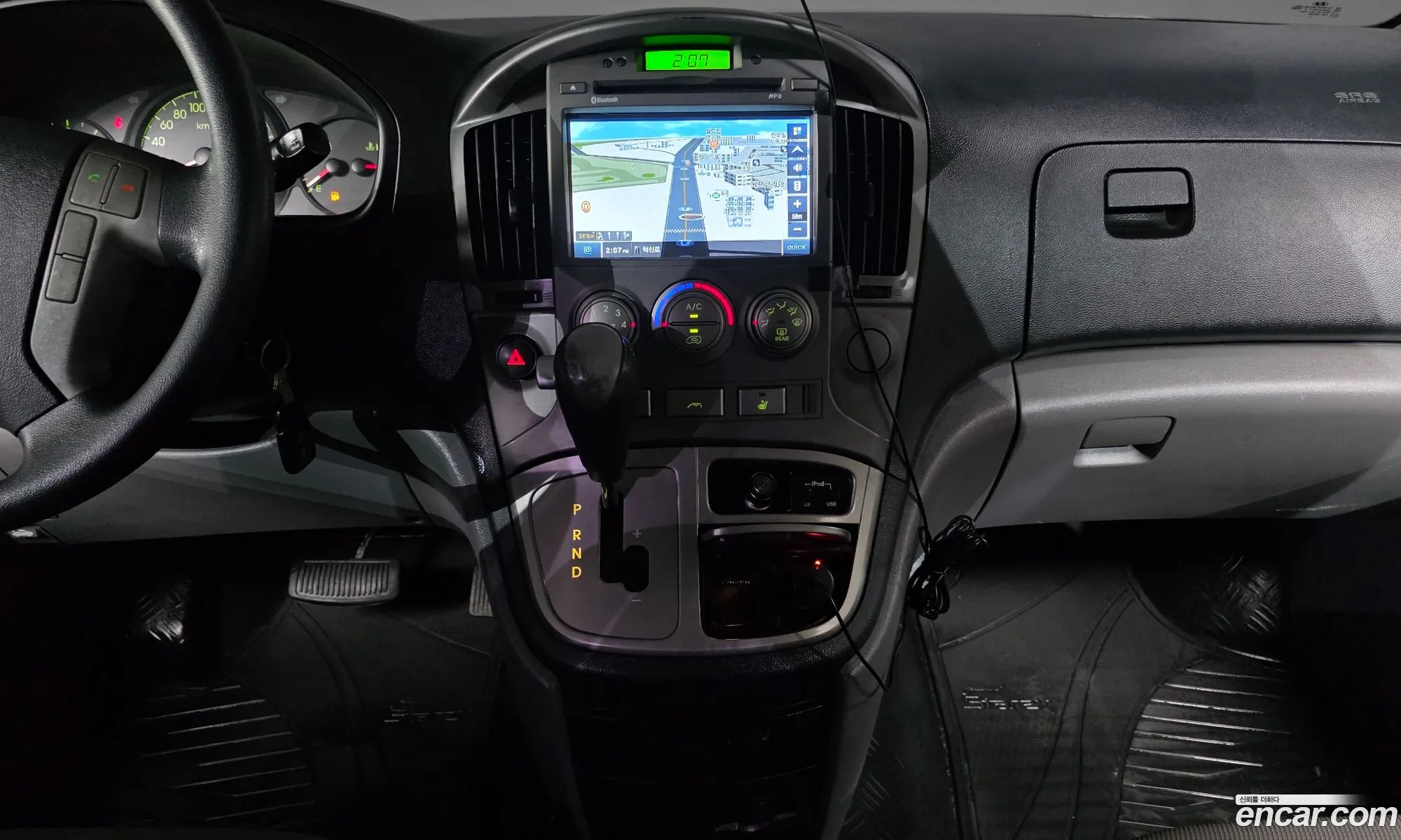 Hyundai Grand Starex 2011 — 5