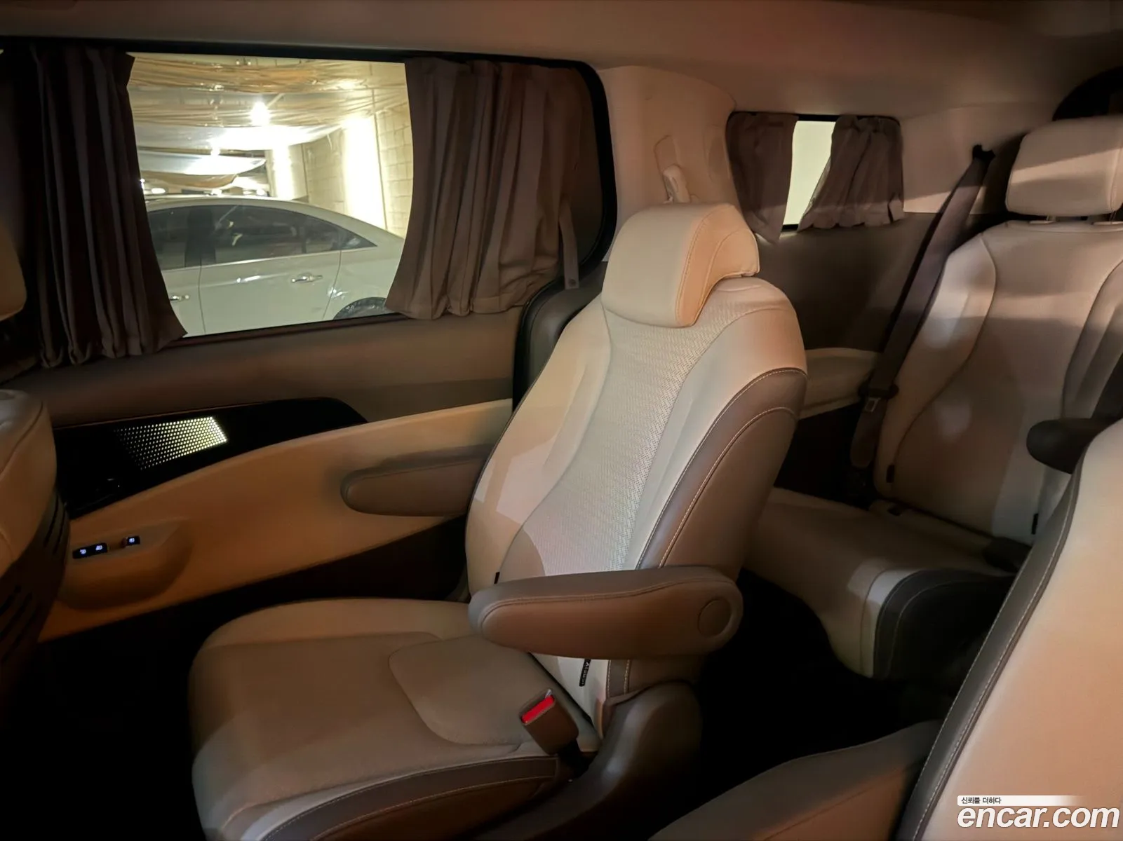 Kia Carnival 2025 — 5