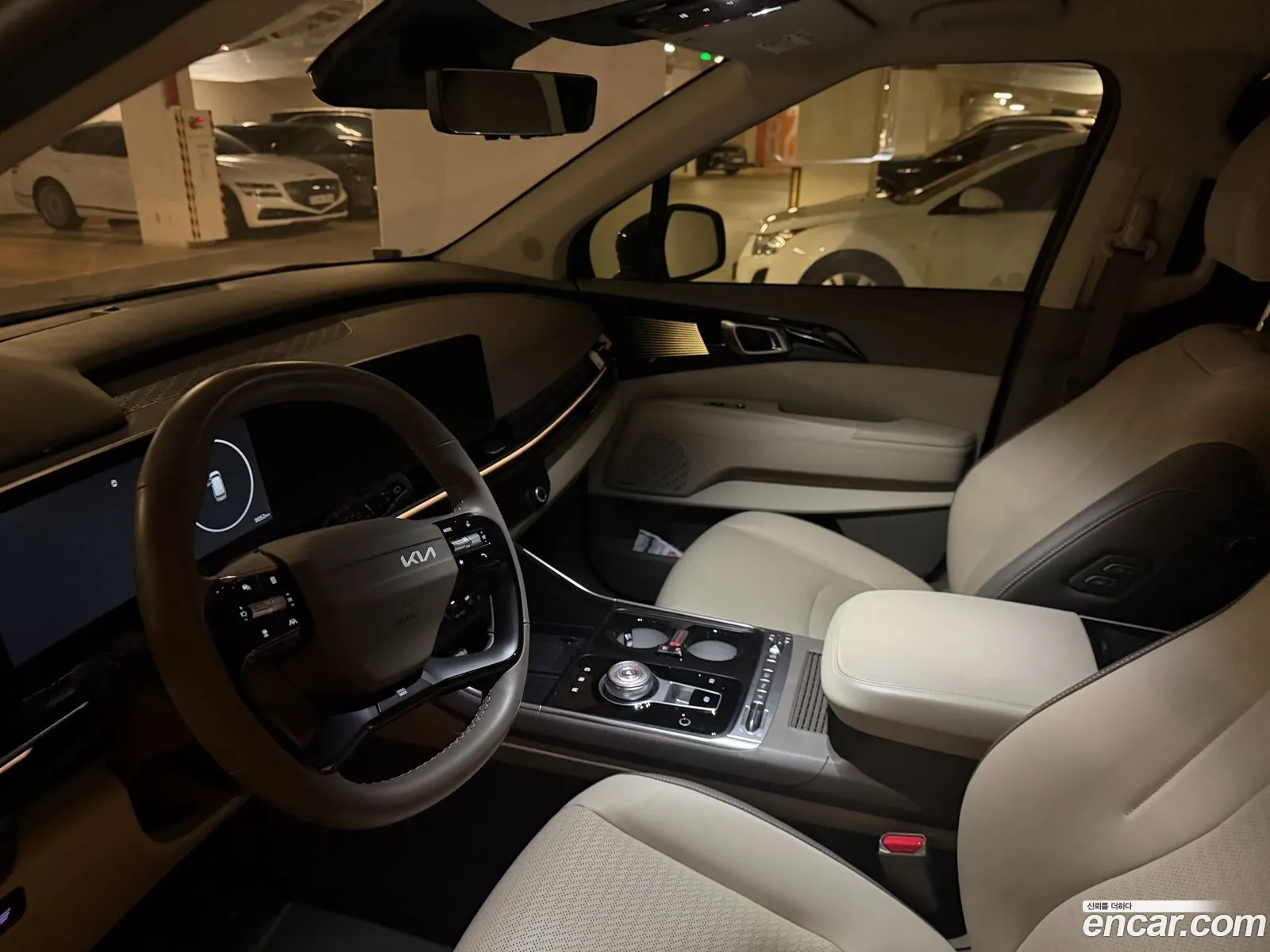 Kia Carnival 2025 — 17