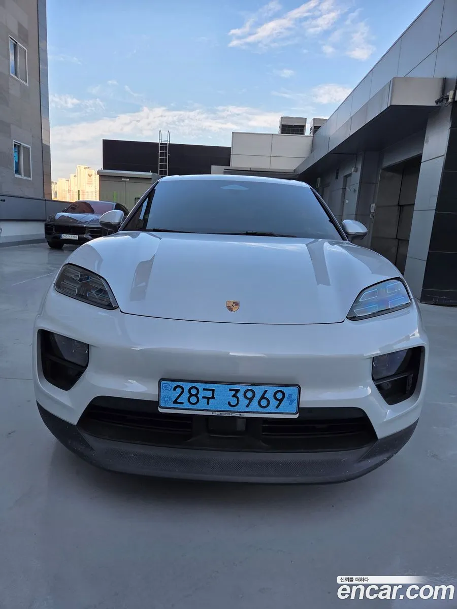 Porsche Macan EV 2025 — 13