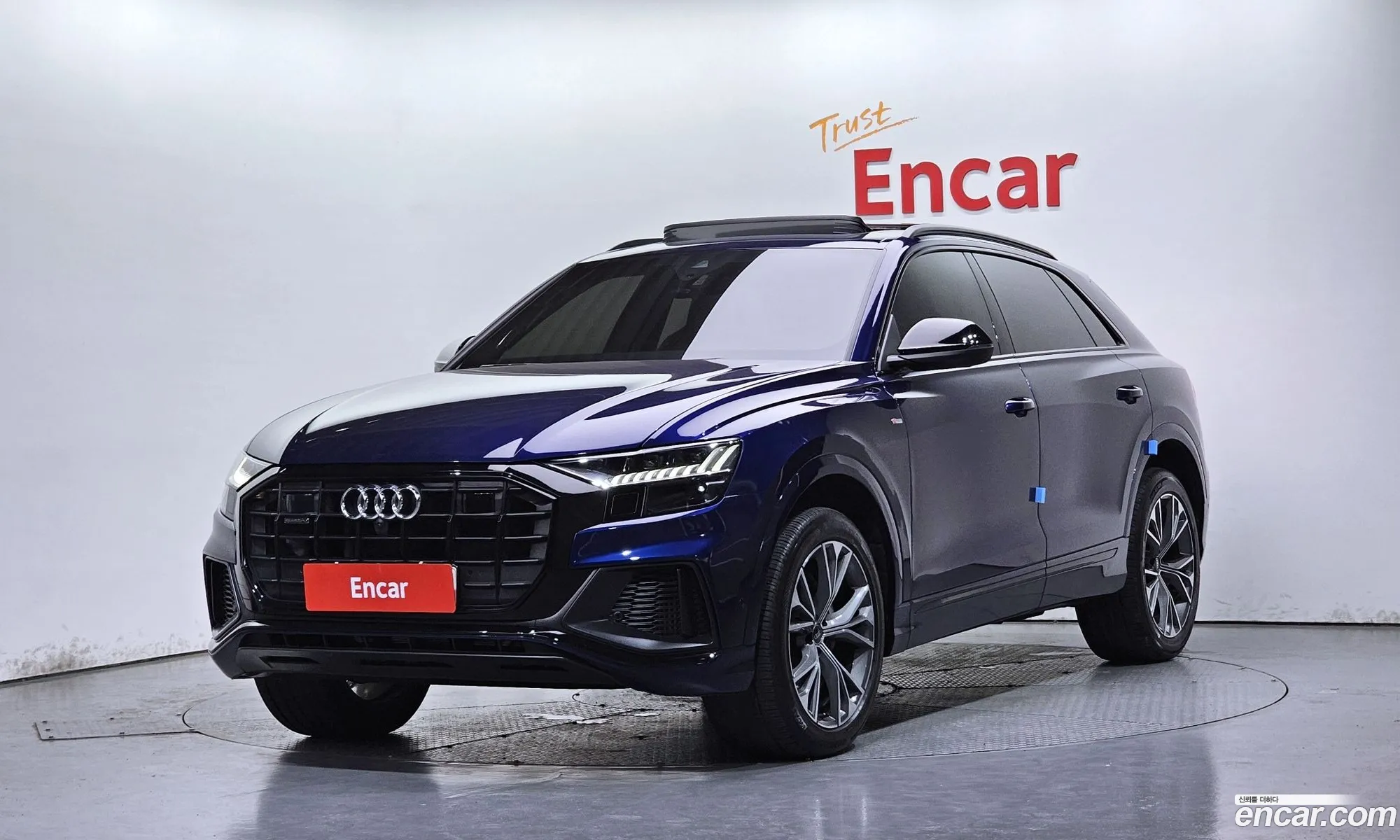 Audi Q8 2022 WAUZZZF18ND027753 — 29