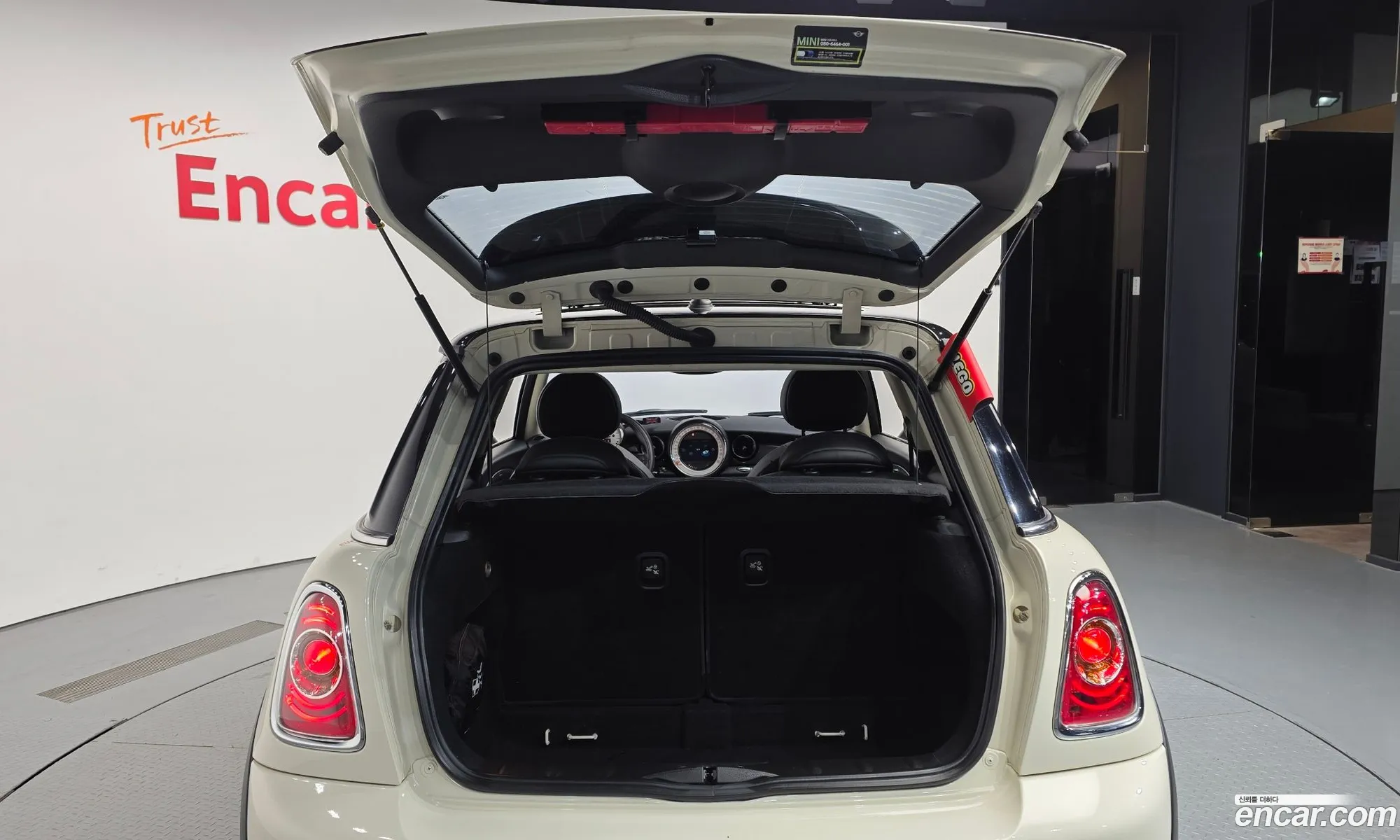 Mini Cooper SD 2012 WMWSW7107CTY01927 — 9