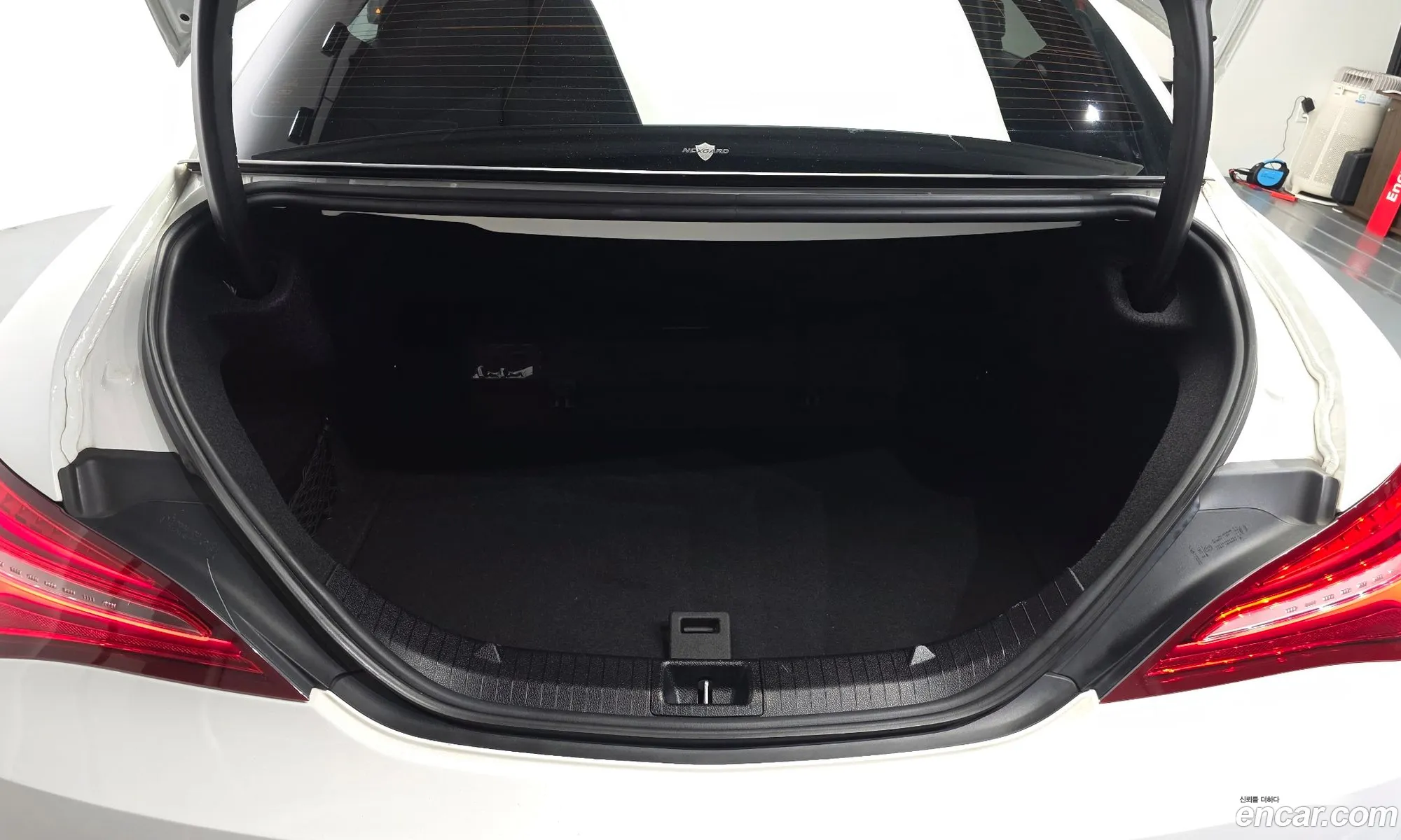 Mercedes-Benz CLA-Class C117 2018 — 22
