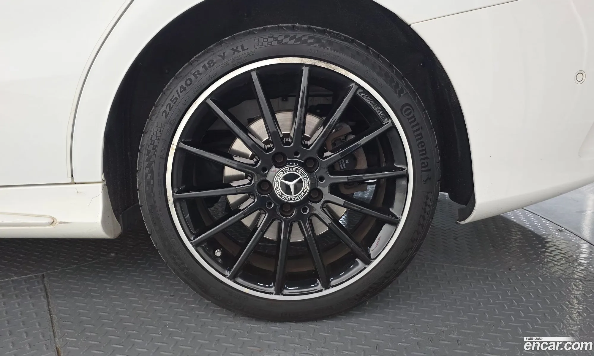 Mercedes-Benz CLA-Class C117 2018 — 17