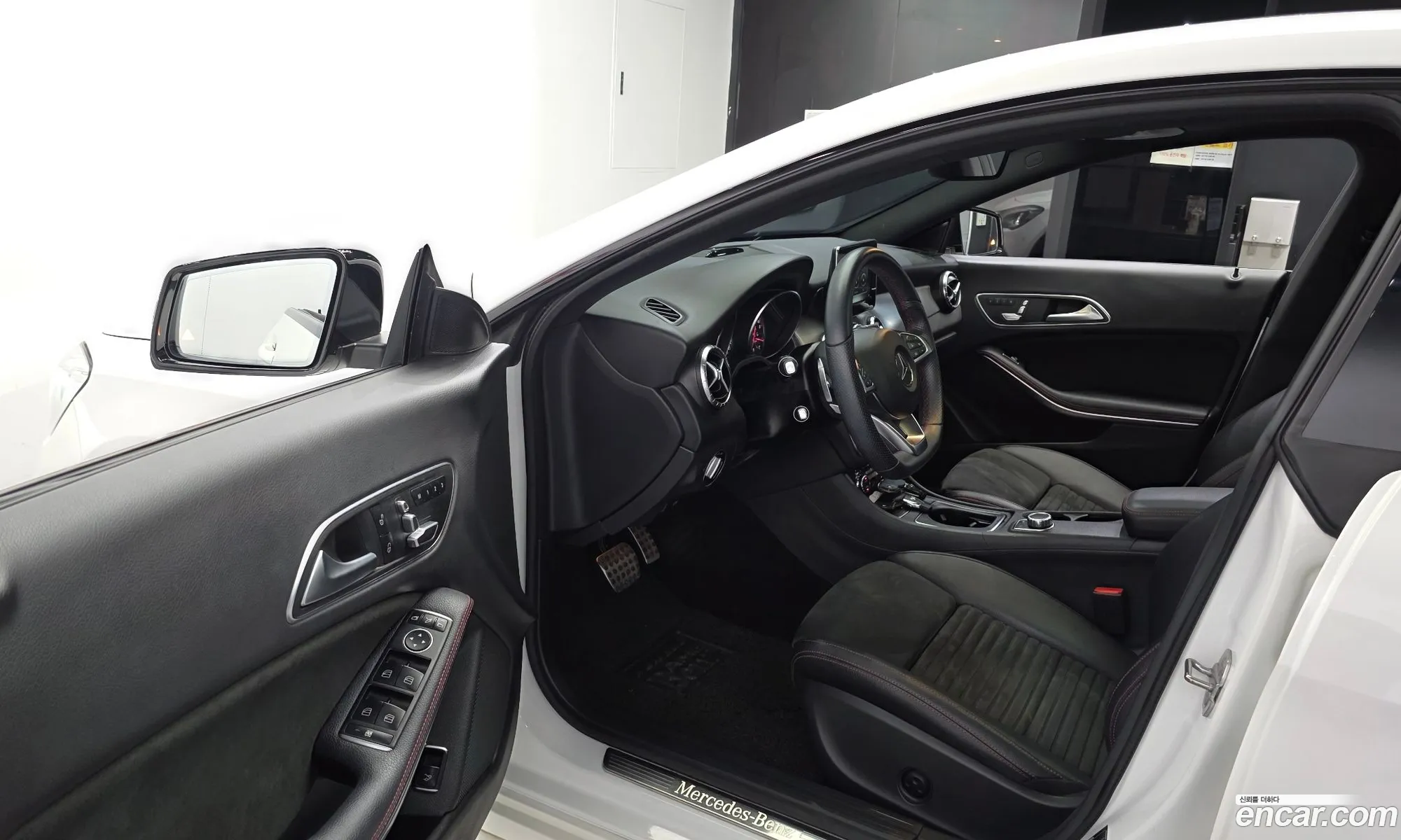 Mercedes-Benz CLA-Class C117 2018 — 2