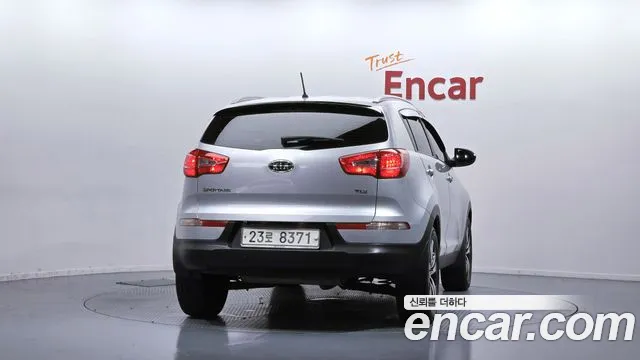 Kia Sportage R 2011 — 3