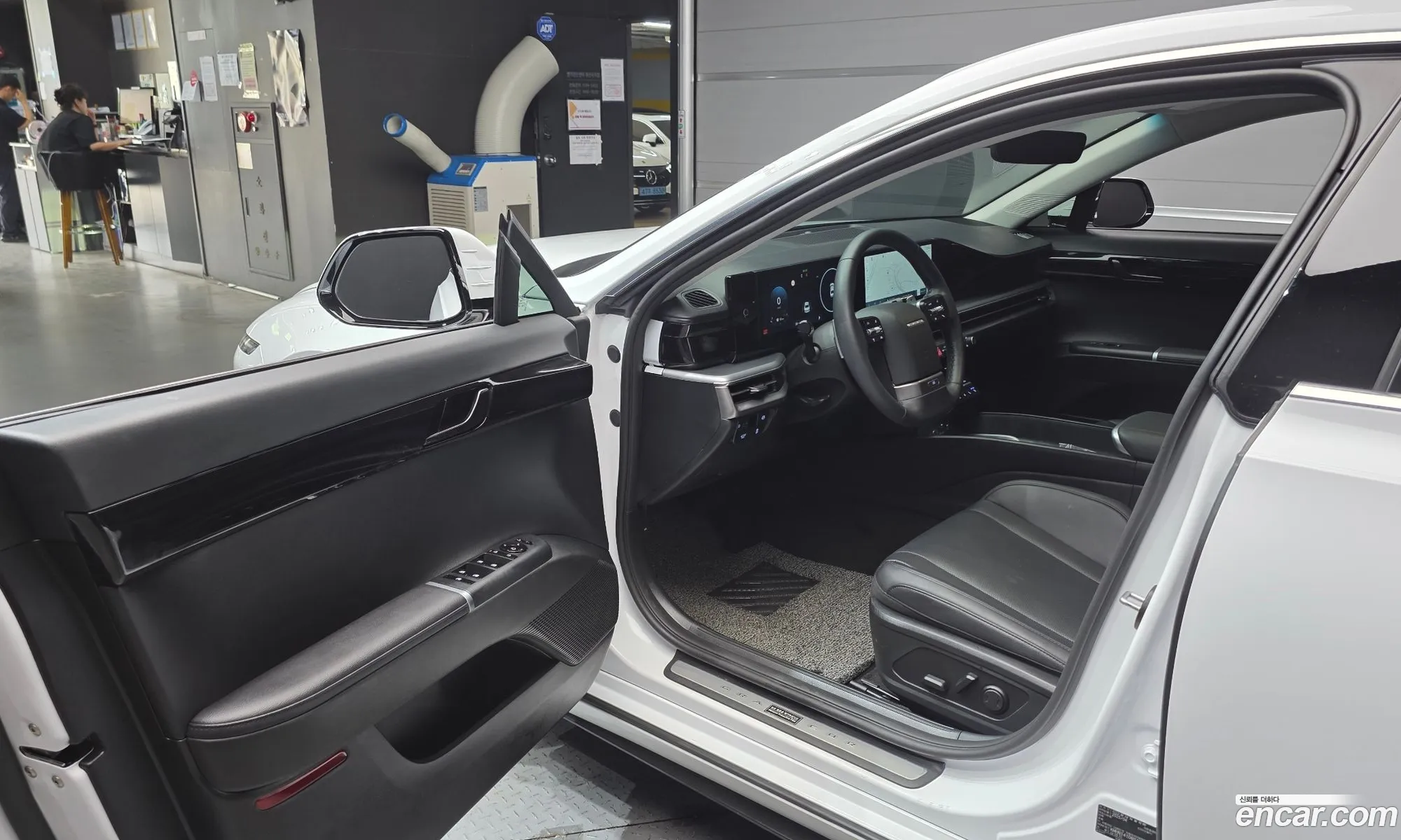 Hyundai Grandeur 2025 — 6
