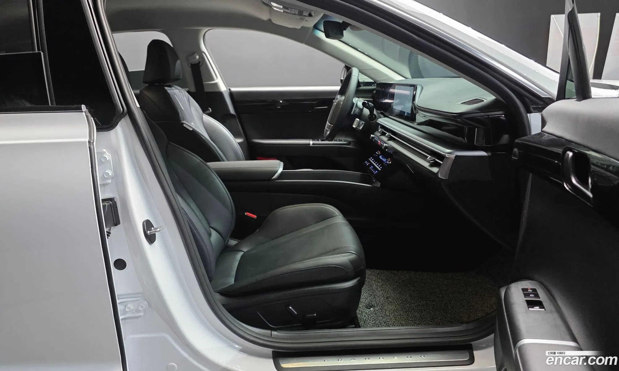 Hyundai Grandeur 2025 — 8