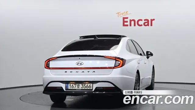 Hyundai Sonata Hybrid 2022 — 3