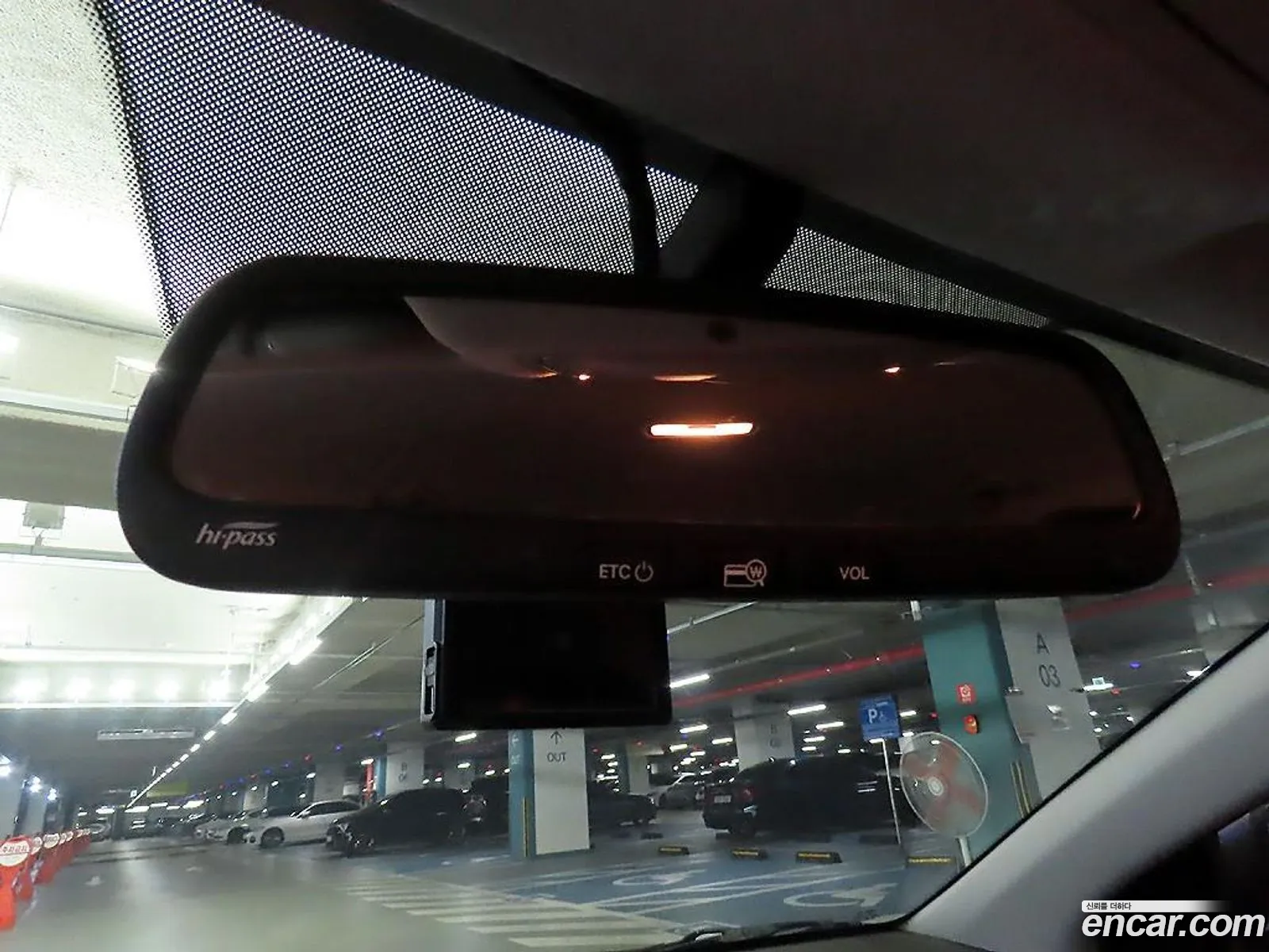 Hyundai Elantra AD 2017 — 13