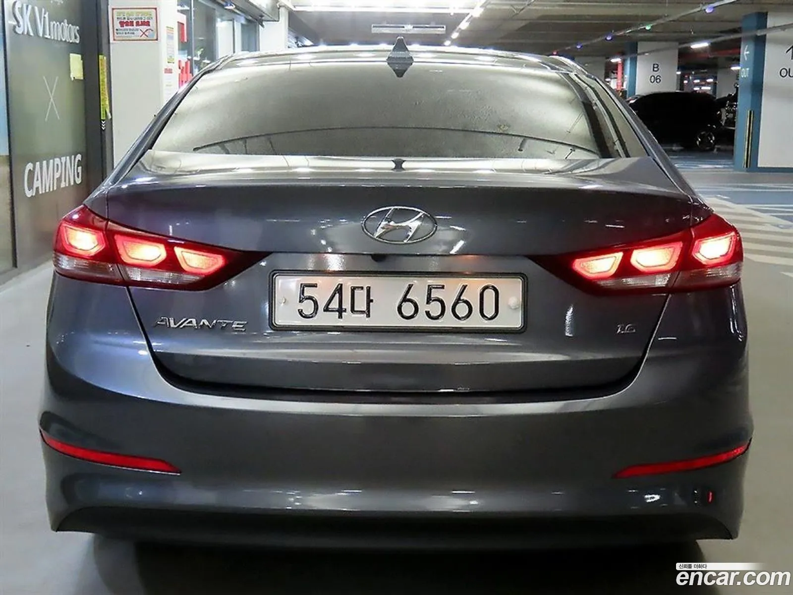 Hyundai Elantra AD 2017 — 16