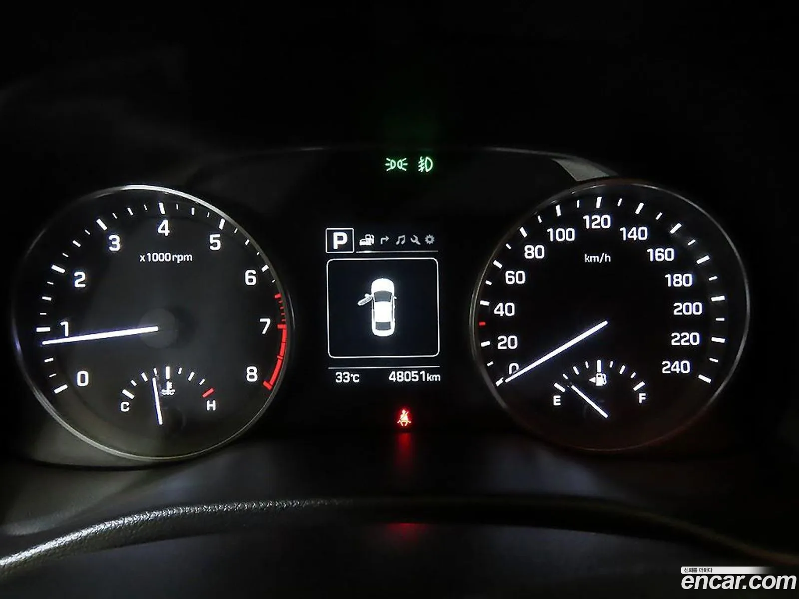 Hyundai Elantra AD 2017 — 15