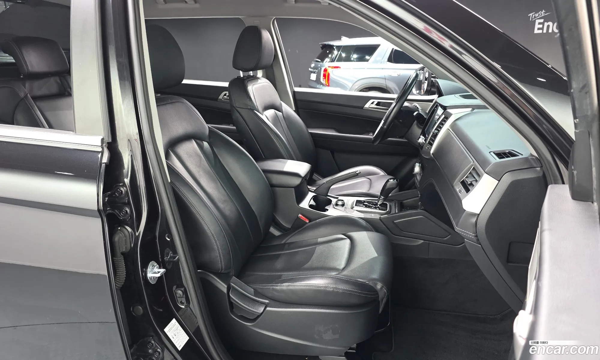 KG Mobility (SsangYong) Rexton Sports 2018 — 25