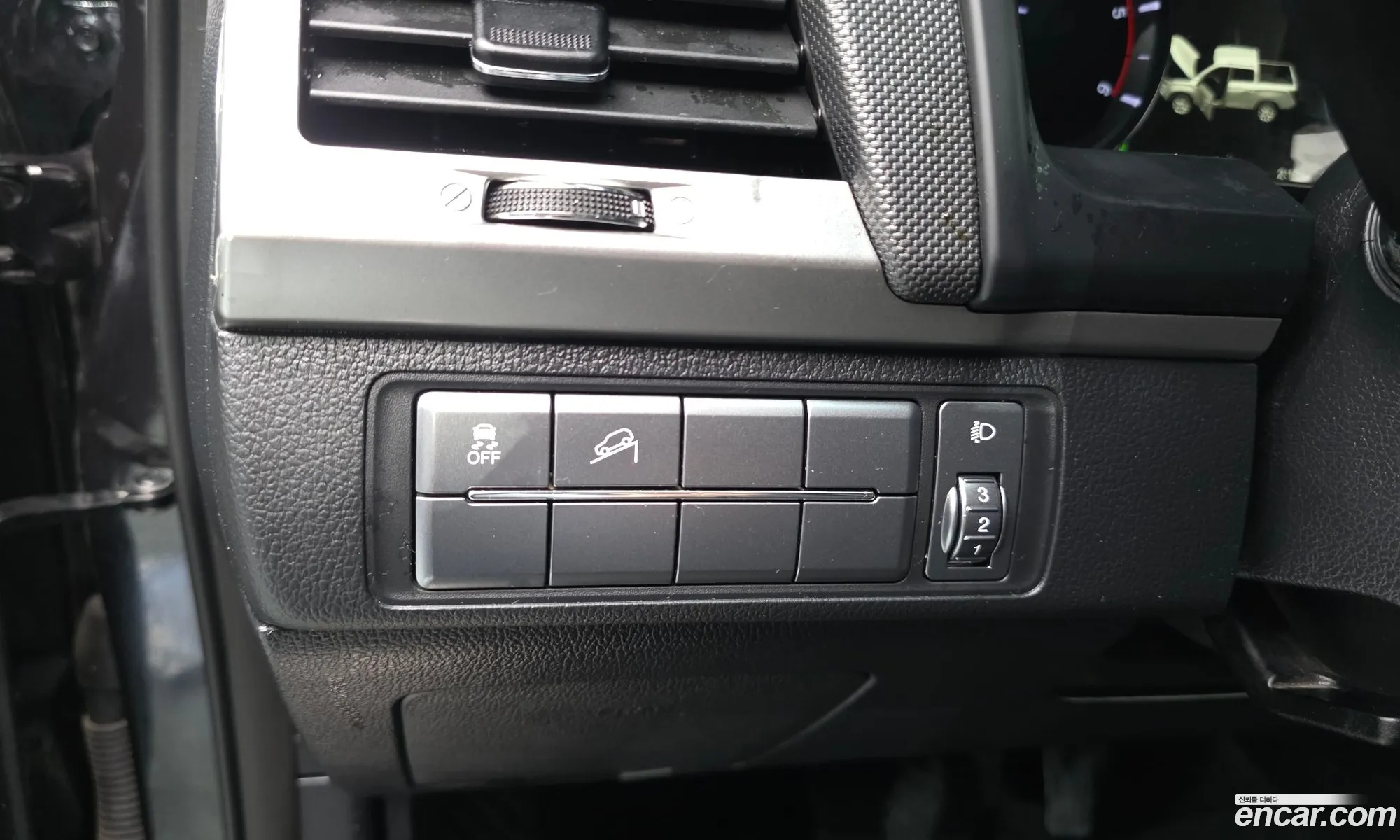 KG Mobility (SsangYong) Rexton Sports 2018 — 23