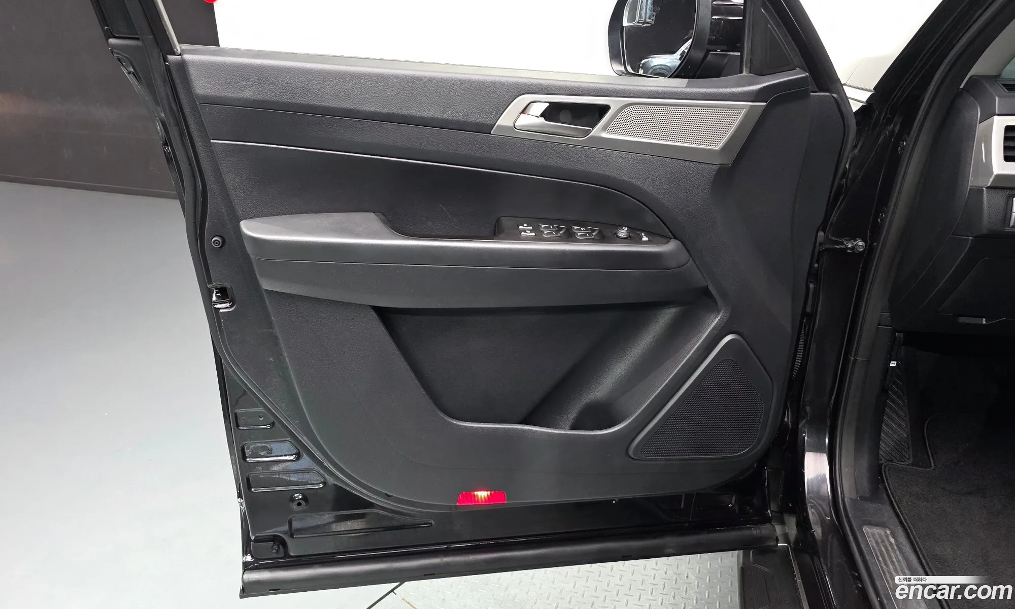 KG Mobility (SsangYong) Rexton Sports 2018 — 4