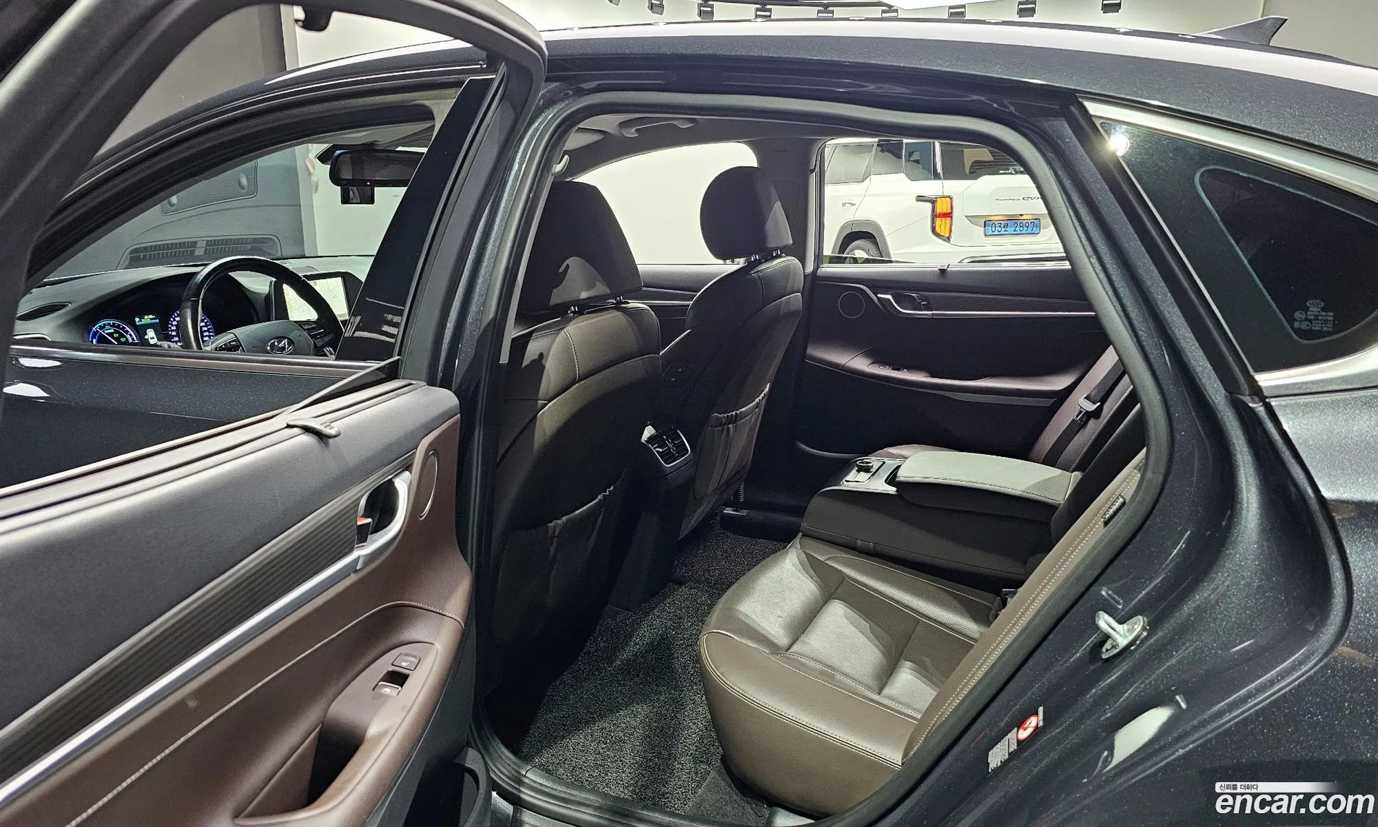 Hyundai Grandeur IG Hybrid 2017 — 8