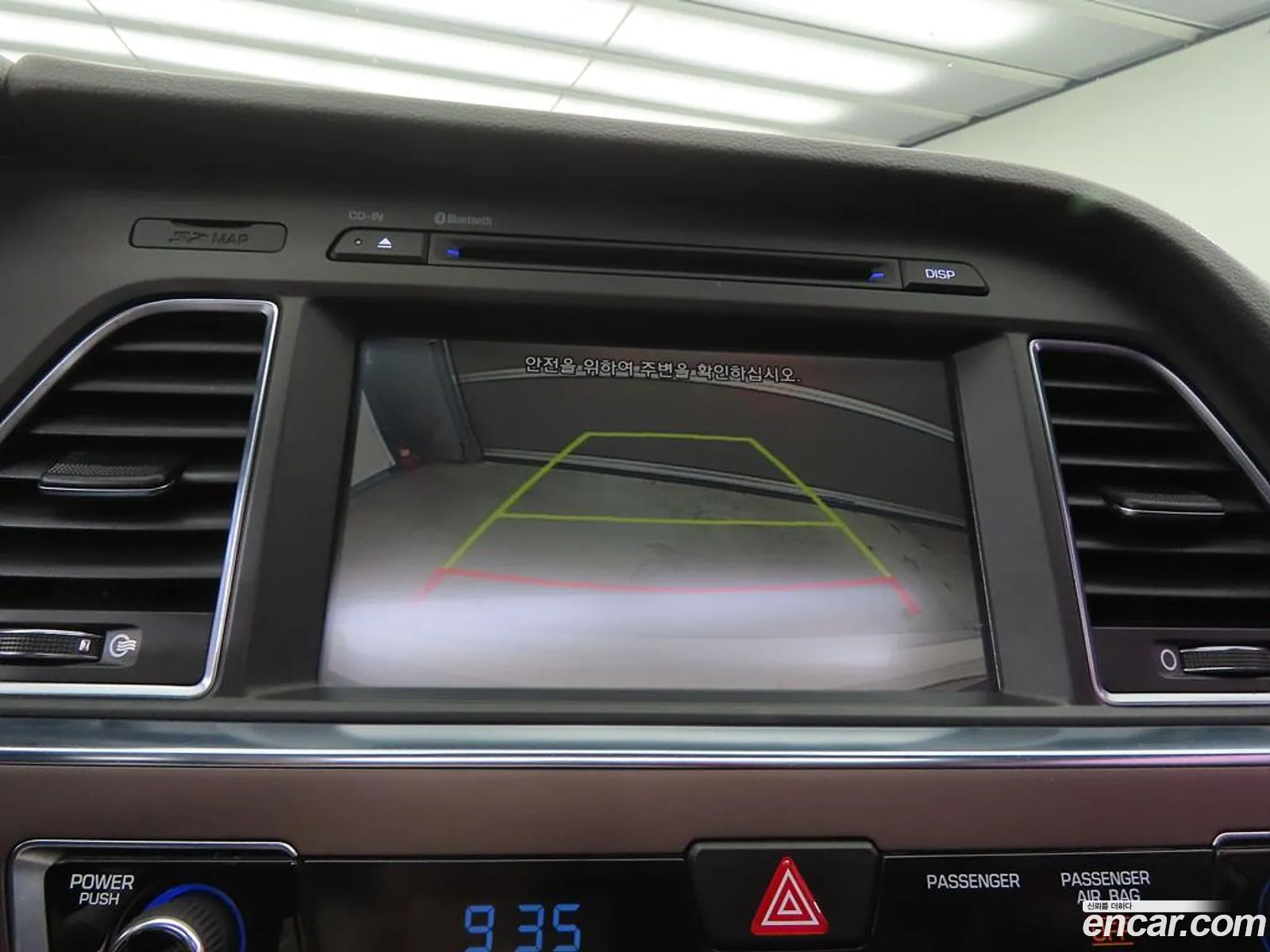 Hyundai LF Sonata 2016 — 9