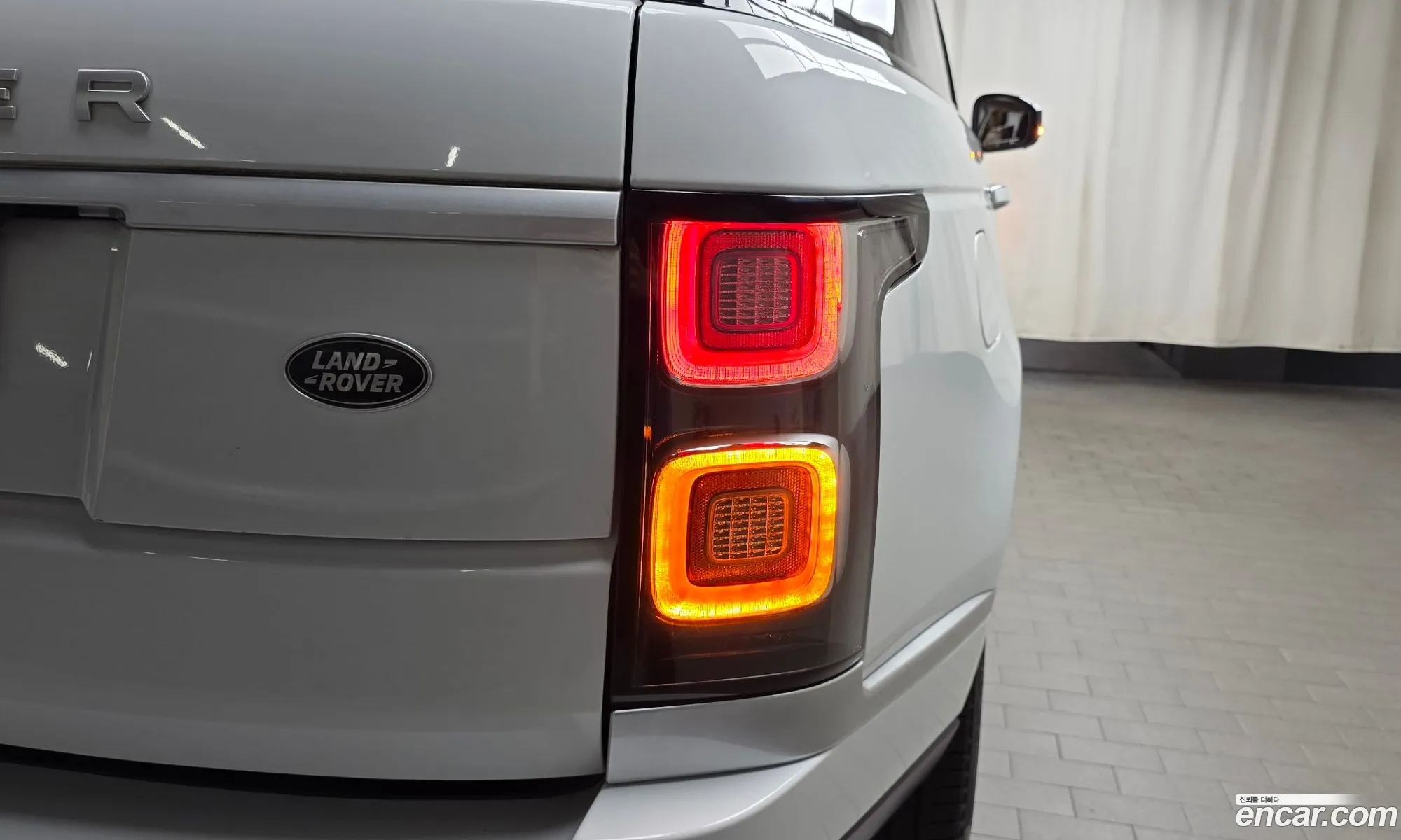 Land Rover Range Rover 2021 SALGA2BE3MA448533 — 29