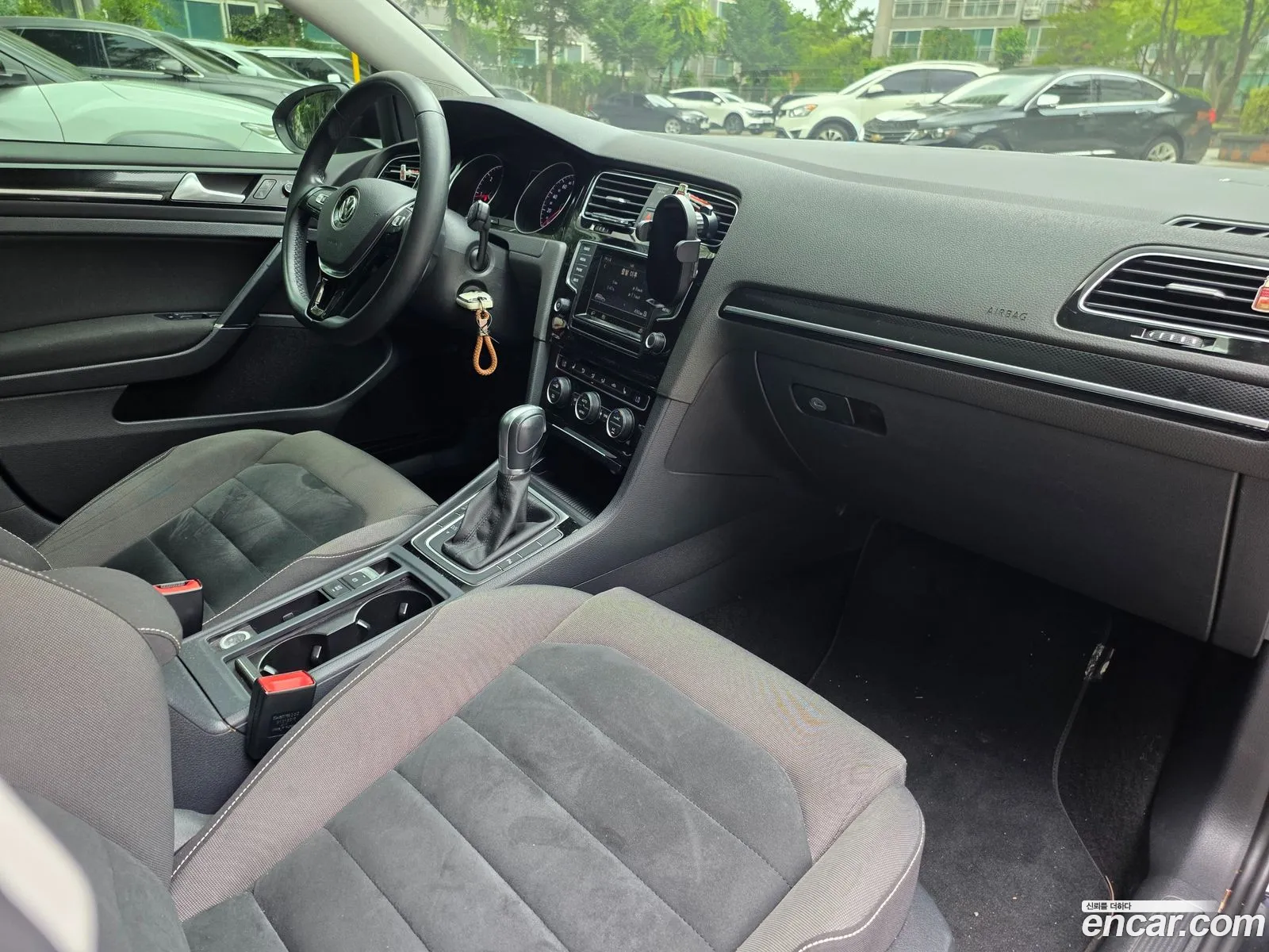 Volkswagen Golf 7th Gen 2015 — 3