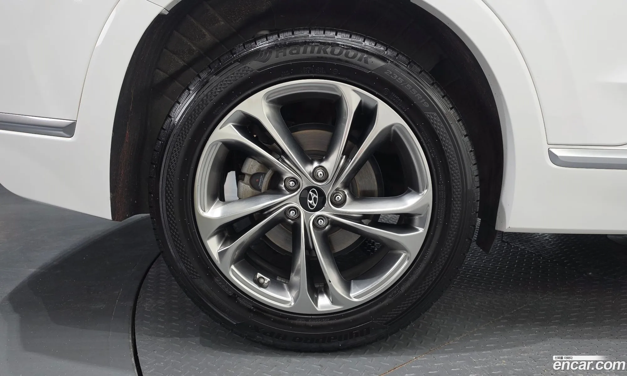 Hyundai Santa Fe TM 2019 — 18