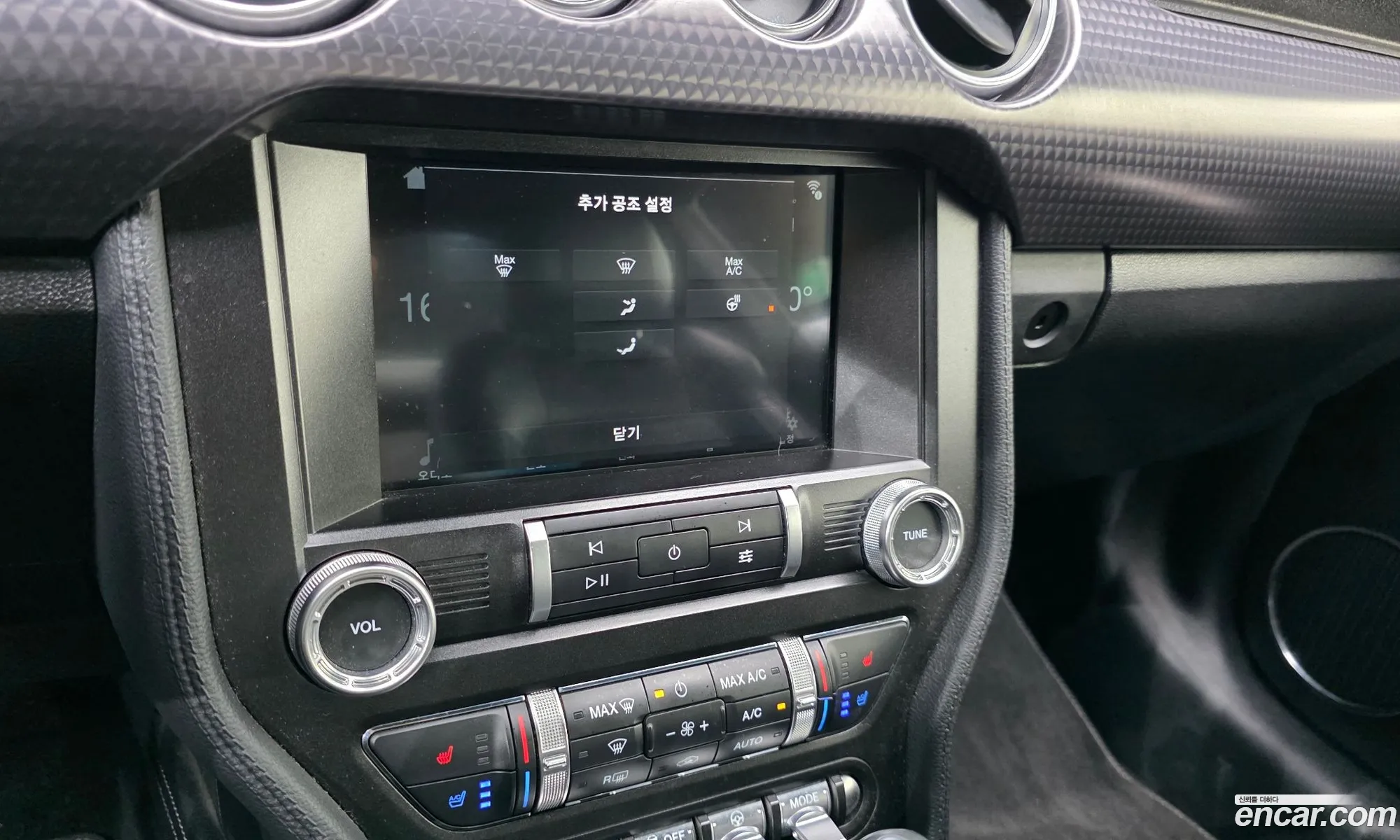 Ford Mustang 2019 1FA6P8CF9K5165612 — 19