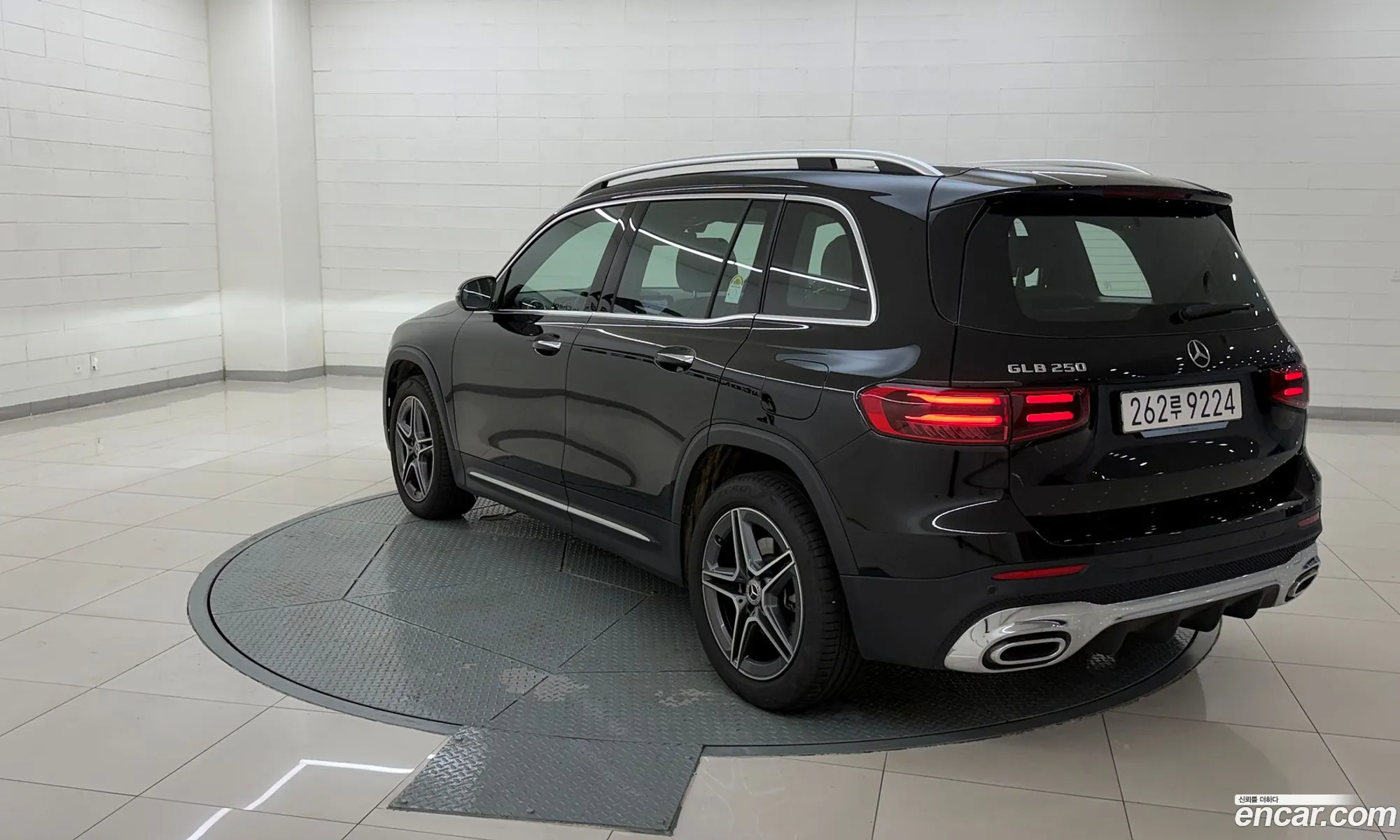 Mercedes-Benz GLB-Class X247 2025 — 3