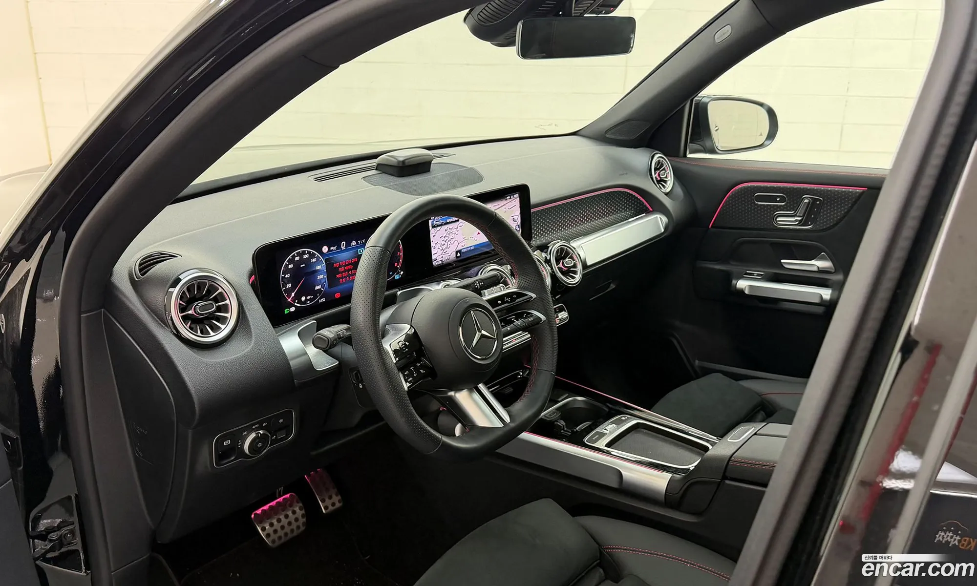 Mercedes-Benz GLB-Class X247 2025 — 13