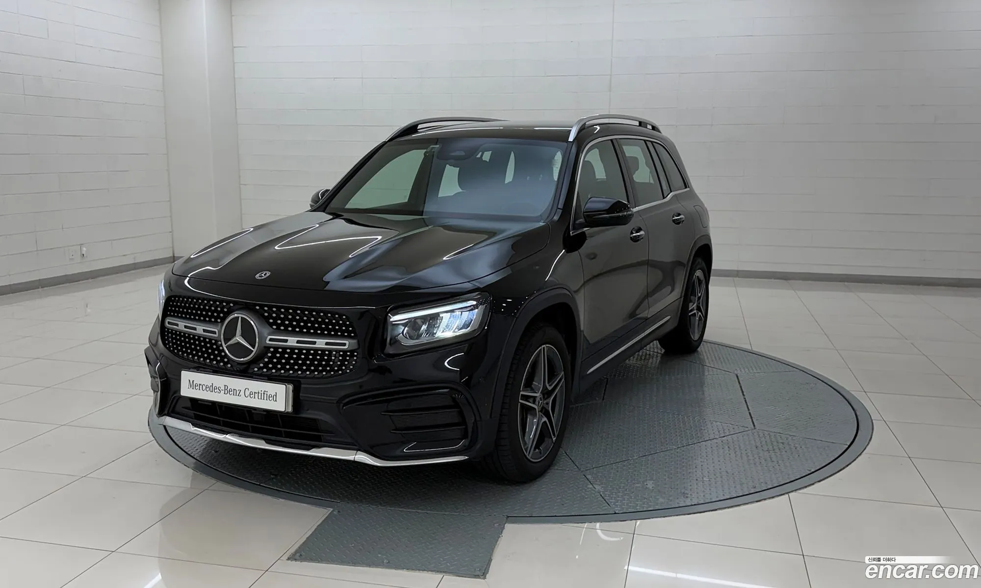Mercedes-Benz GLB-Class X247 2025 — 14