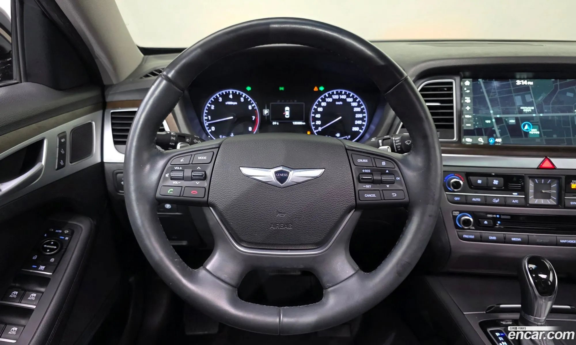Hyundai Genesis DH 2016 — 13